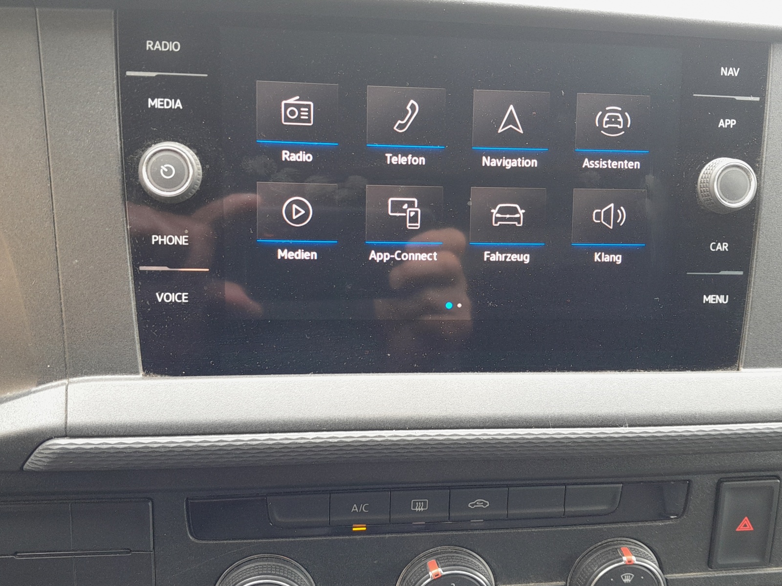 VW T6.1 2.0 TDI DSG-image-10