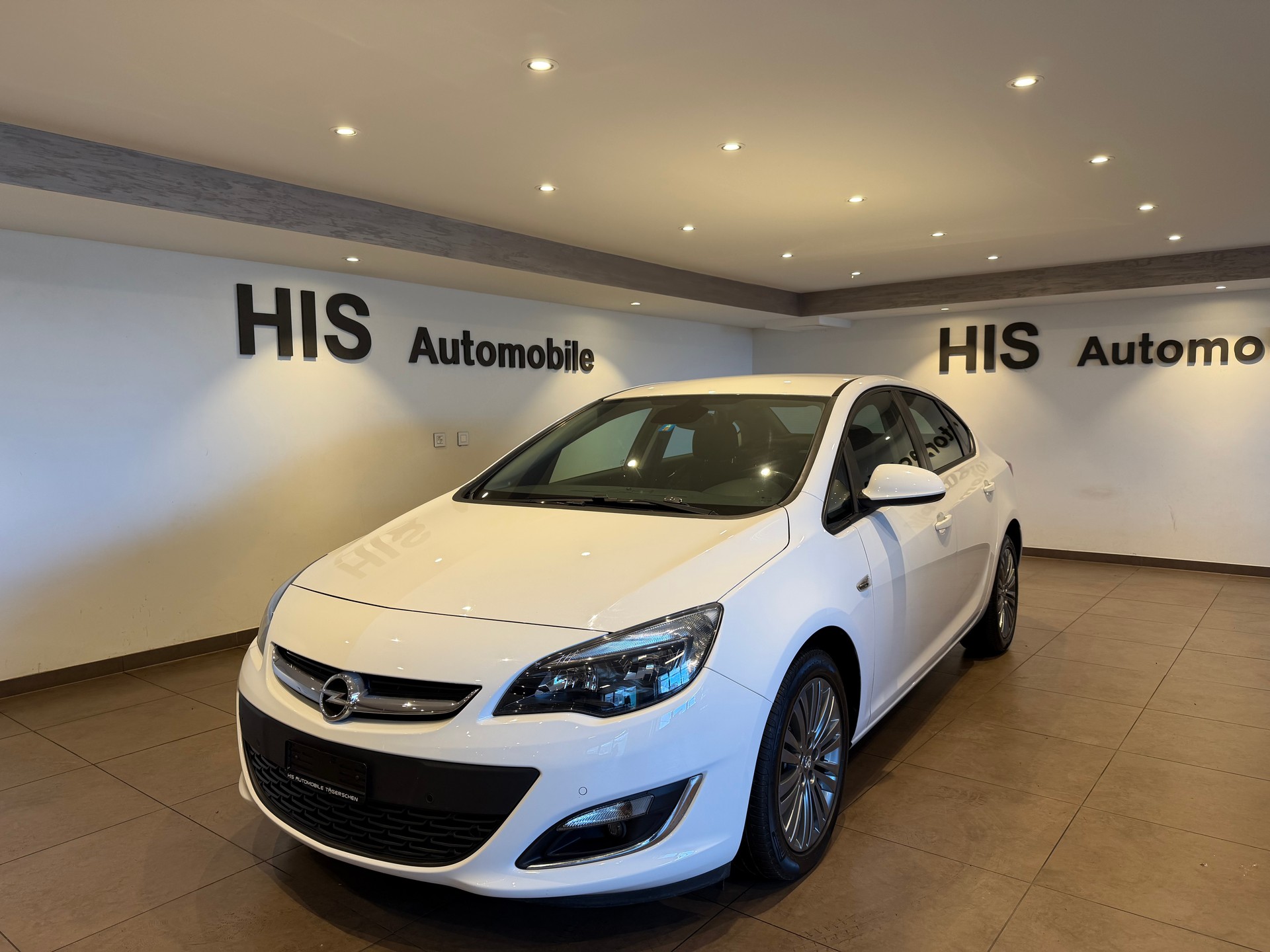 OPEL Astra 1.4 T 140 eTEC Cosmo-image-0