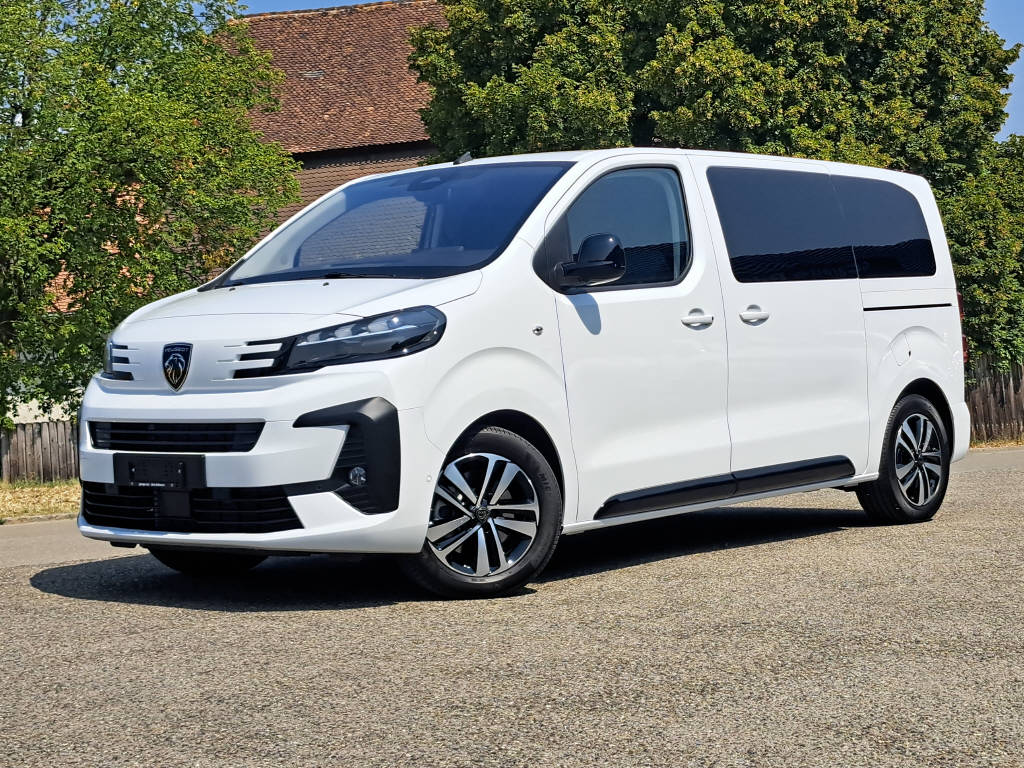 PEUGEOT Traveller Standard 2.2 BlueHDi 180cv Family Edition