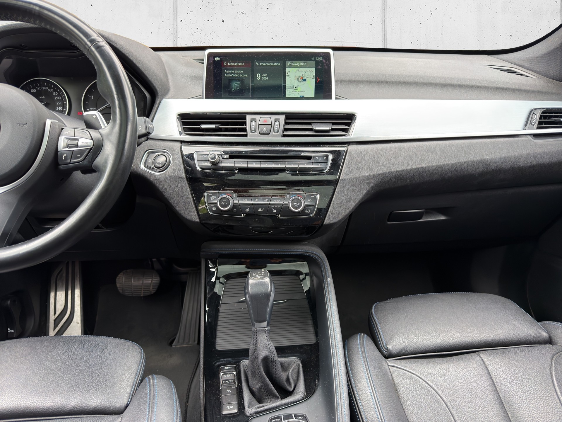 BMW X1 xDrive 25d M Sport Steptronic-image-17