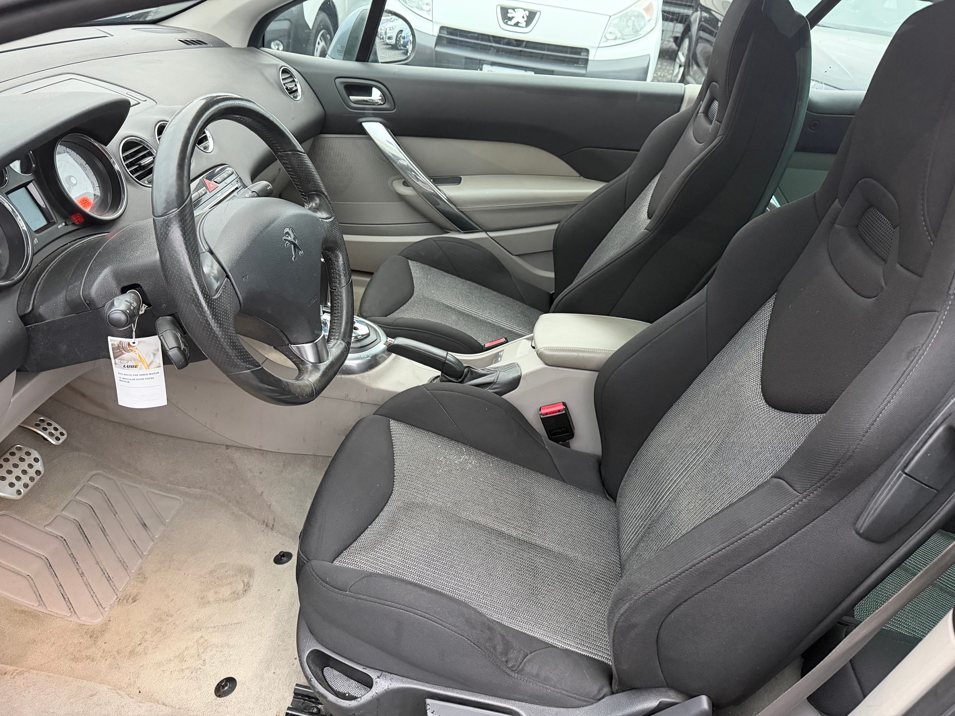 PEUGEOT 308 CC 1.6 16V Turbo Allure Automatic-image-8
