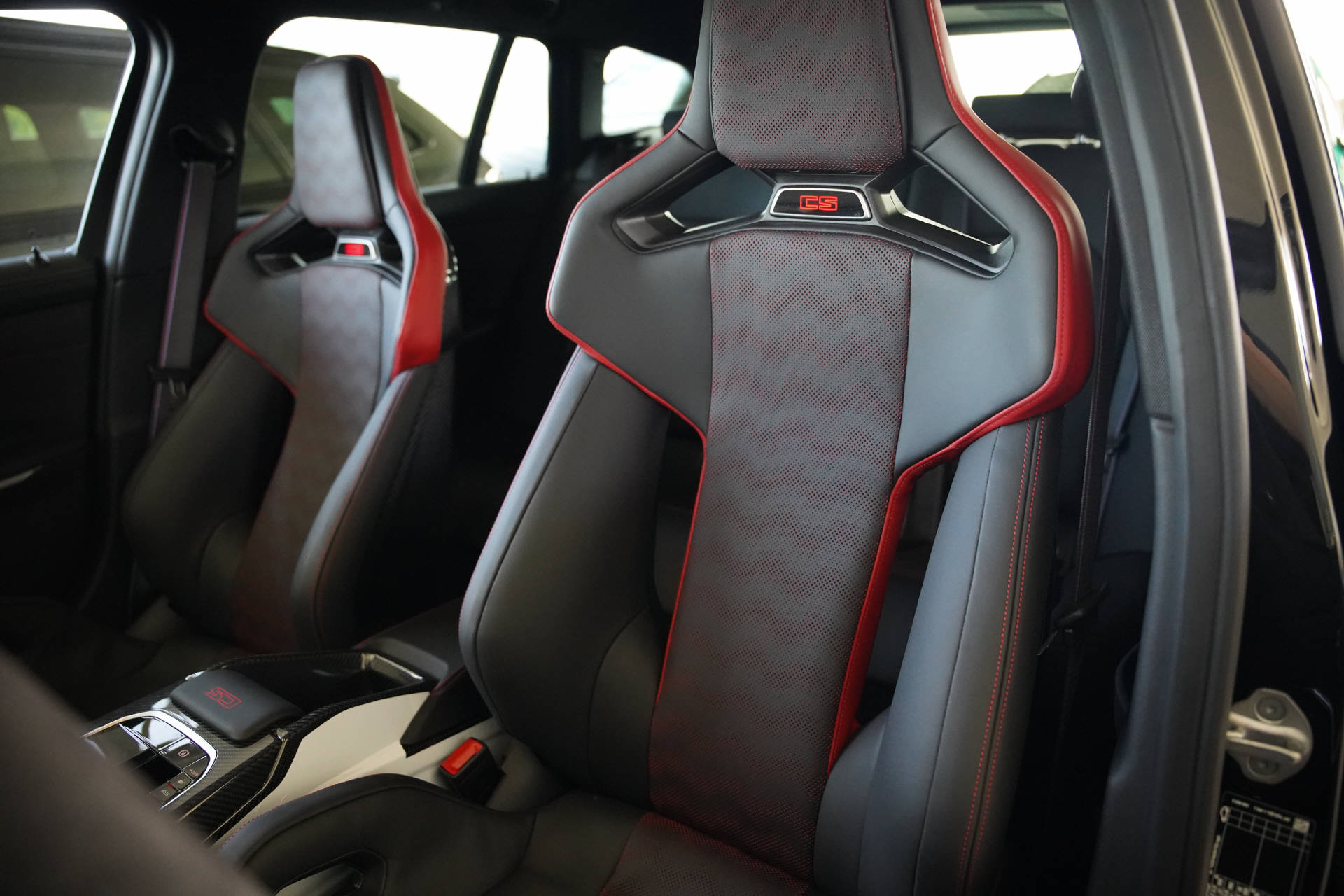 BMW M3 CS Touring xDrive-image-9