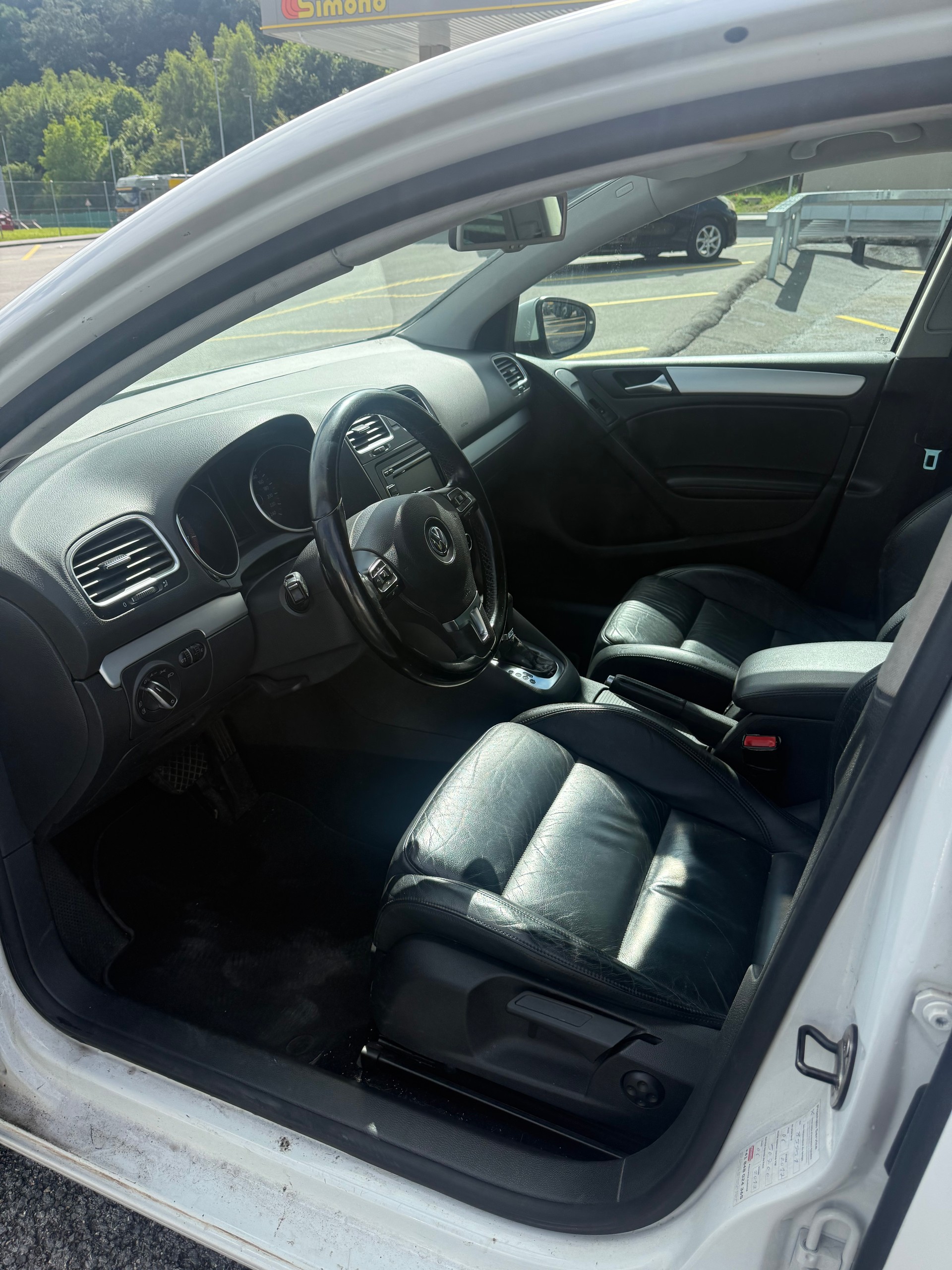 VW Golf 1.4 TSI Highline DSG-image-4