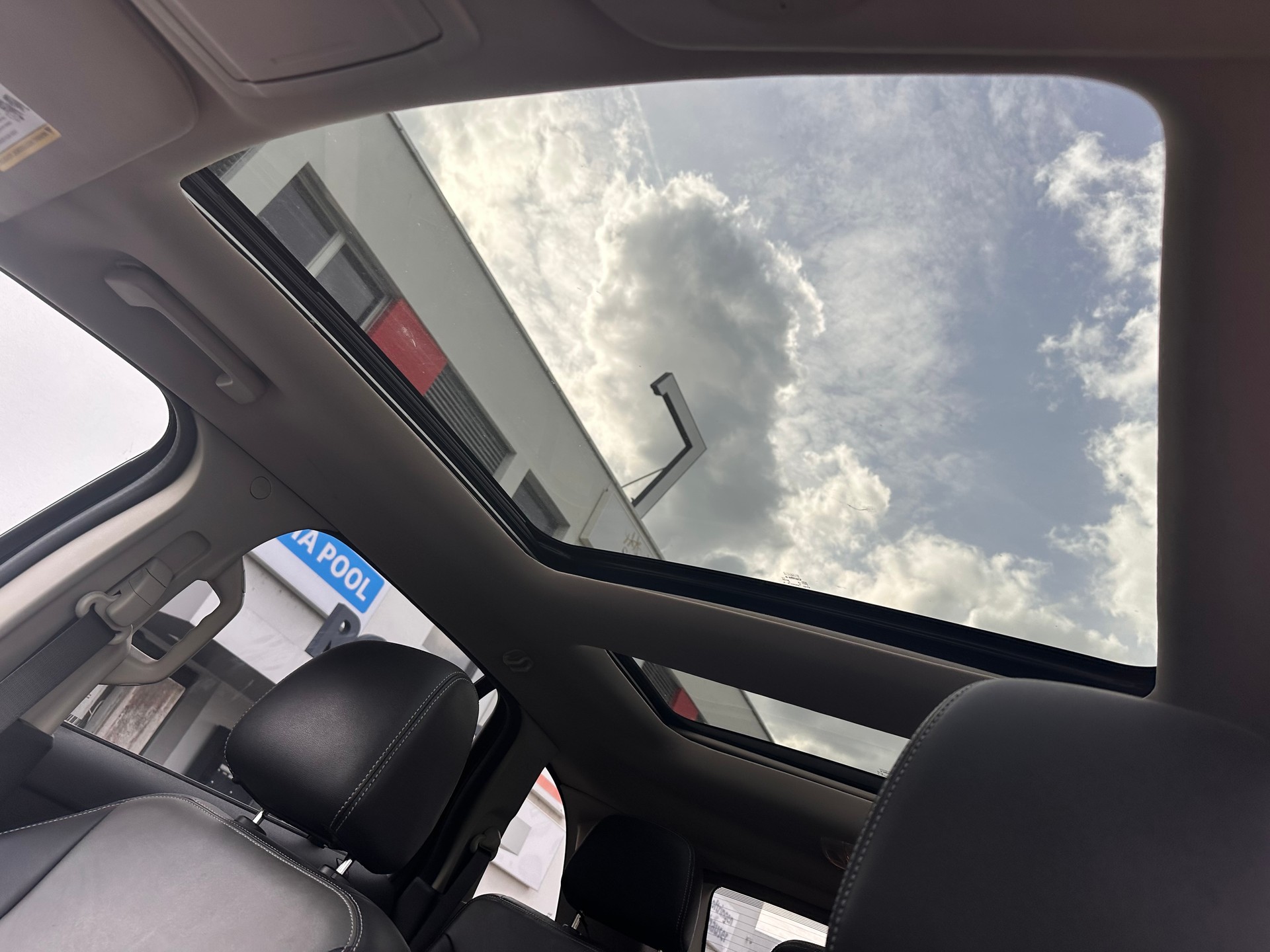FORD Sport-image-8