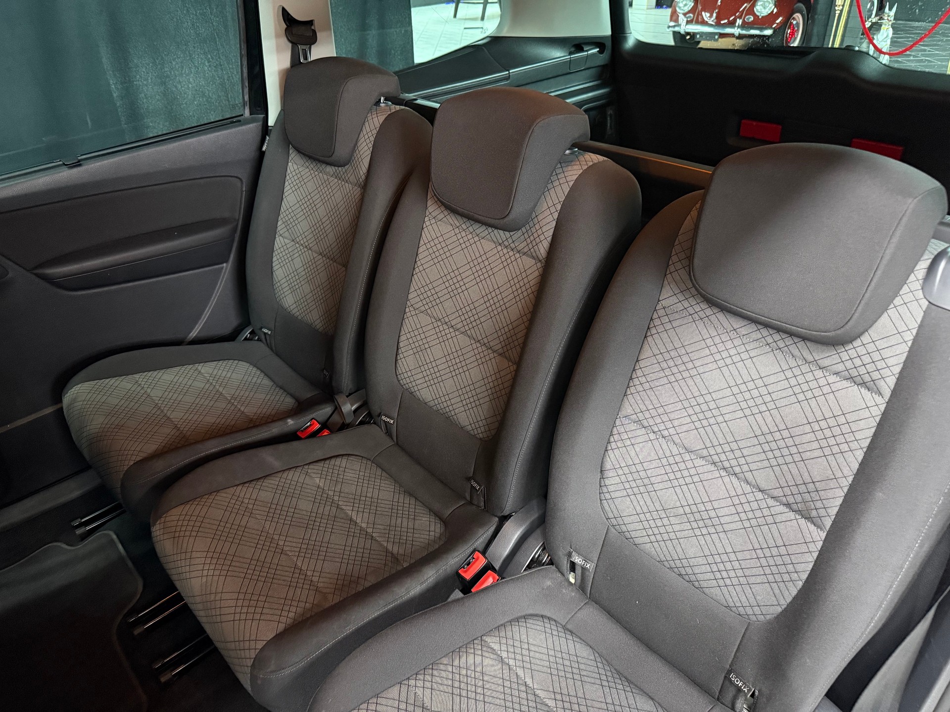 VW Sharan 2.0 TDI BMT Family DSG-image-13