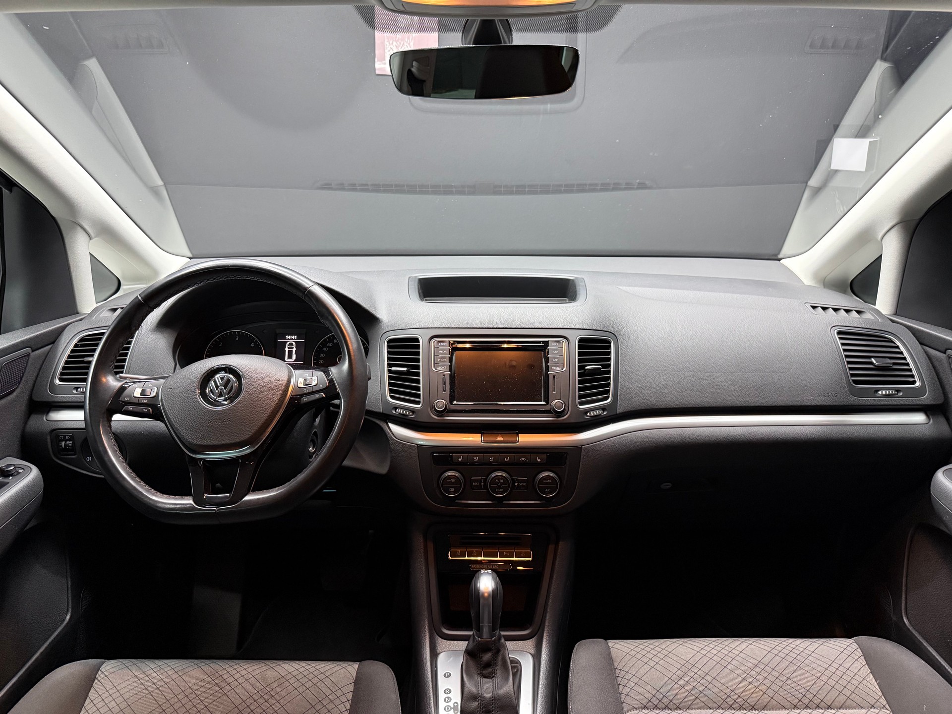VW Sharan 2.0 TDI BMT Family DSG-image-8