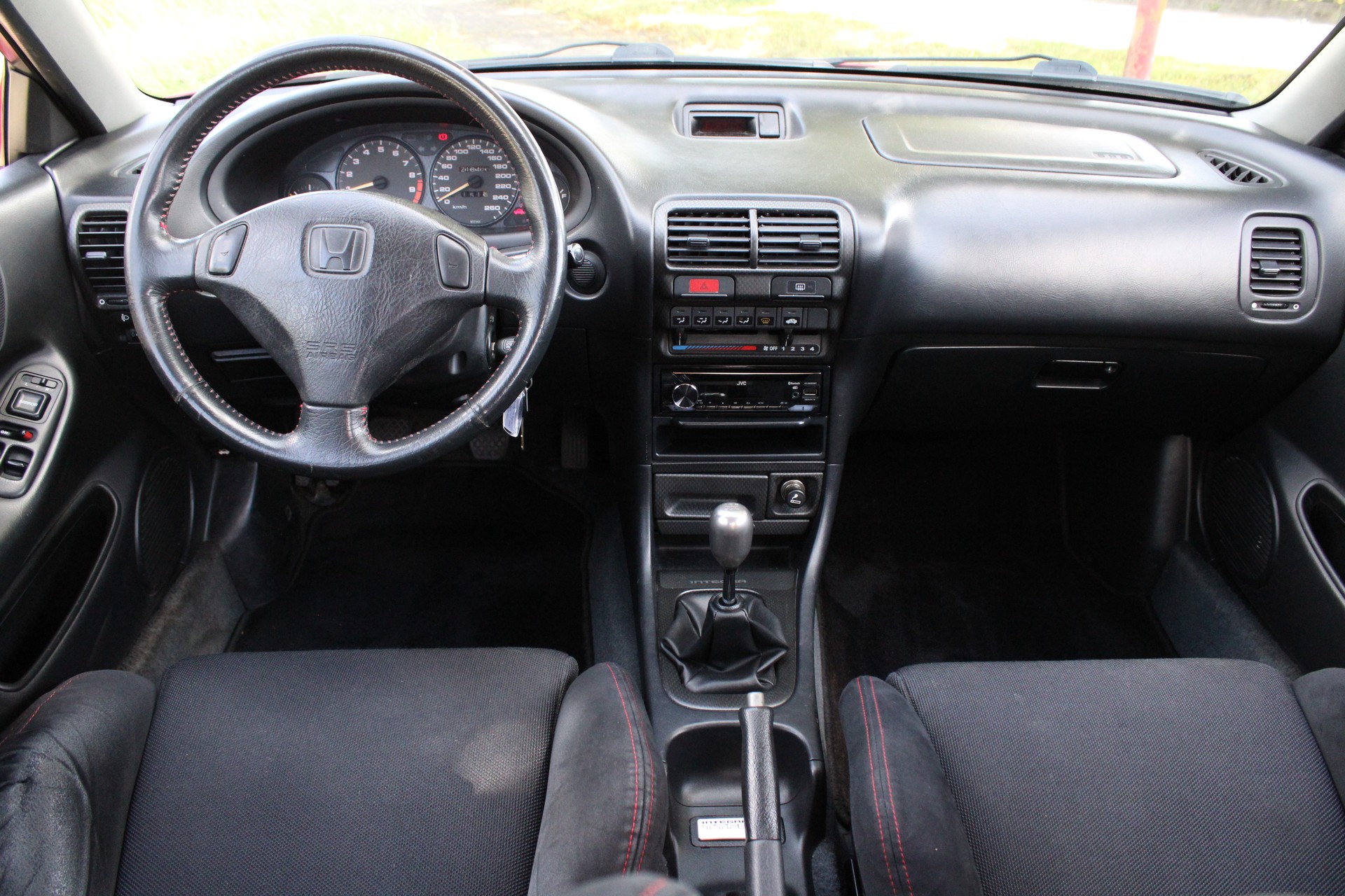 HONDA Integra Type-R 1.8 VTEC-image-12