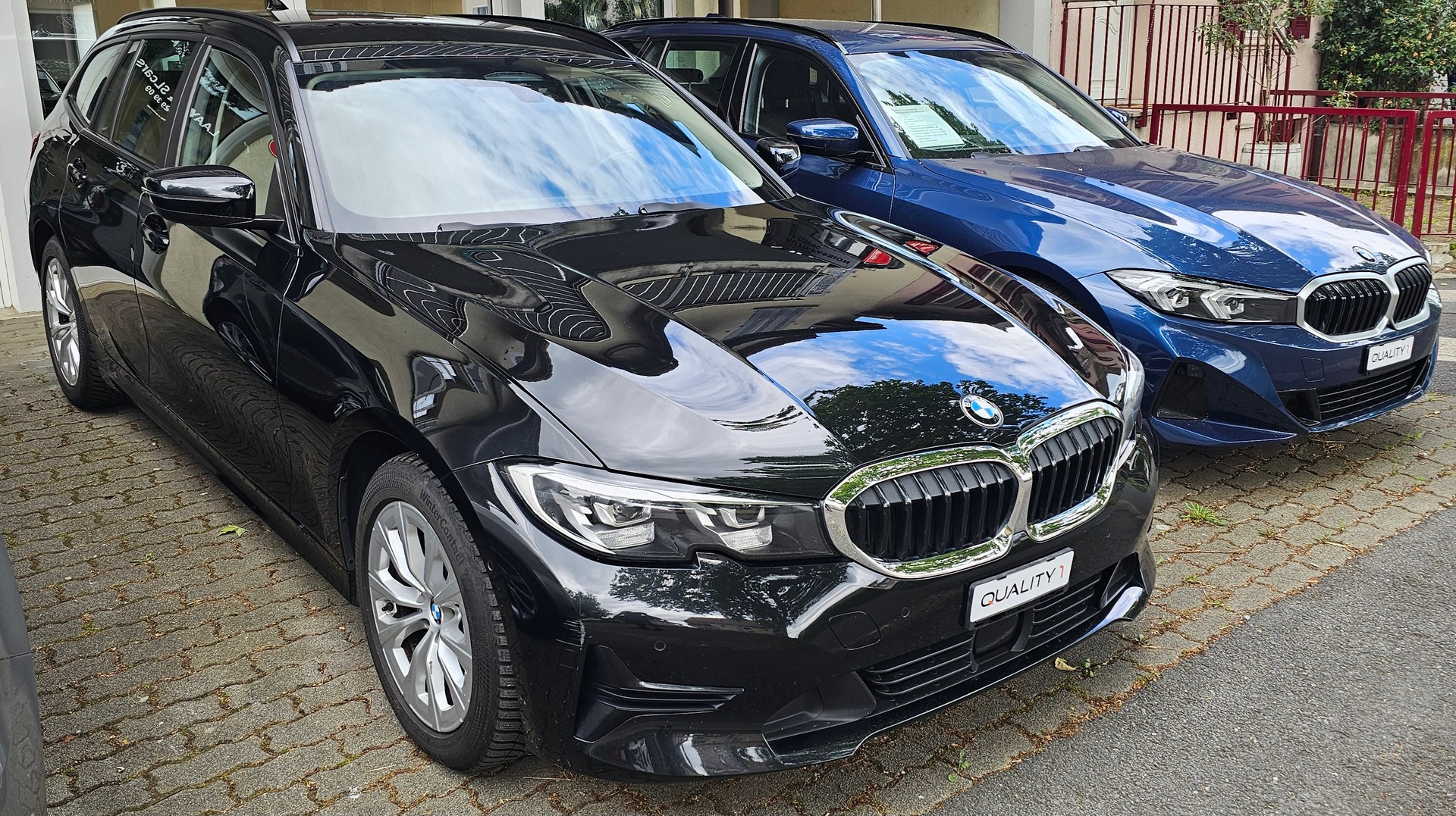 BMW 320d xDrive 48V Touring Steptronic-image-2