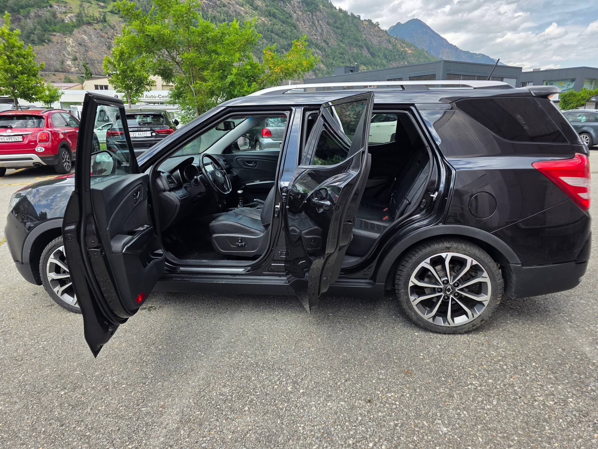 KGM-SsangYong XLV 1.6 eXDi Sapphire 4WD-image-10