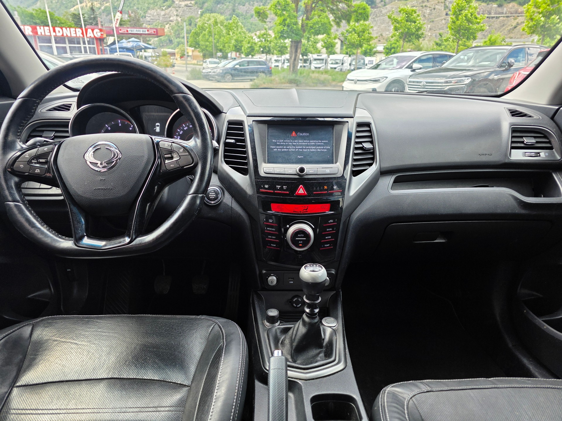 KGM-SsangYong XLV 1.6 eXDi Sapphire 4WD-image-12