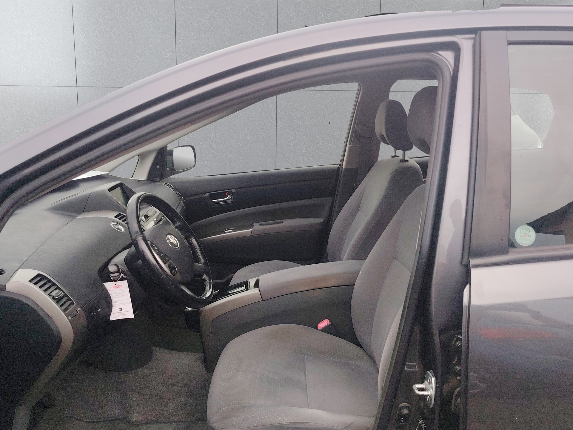 TOYOTA Prius 1.5 16V Hybrid-image-12