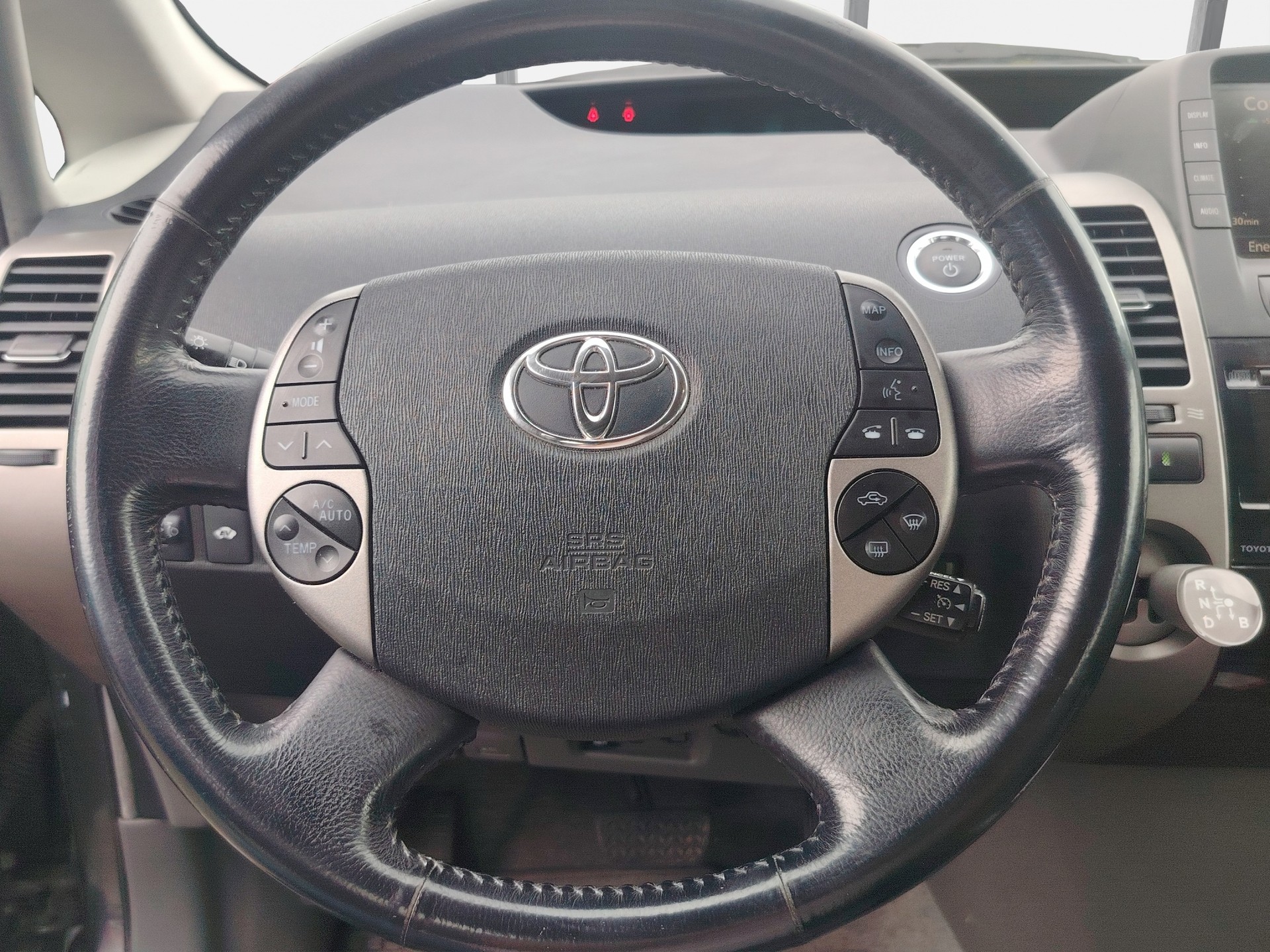 TOYOTA Prius 1.5 16V Hybrid-image-11