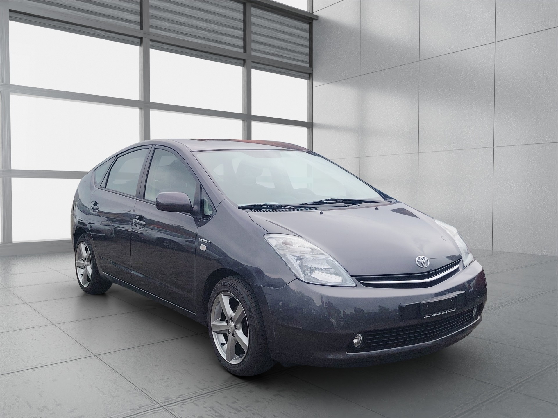 TOYOTA Prius 1.5 16V Hybrid-image-2