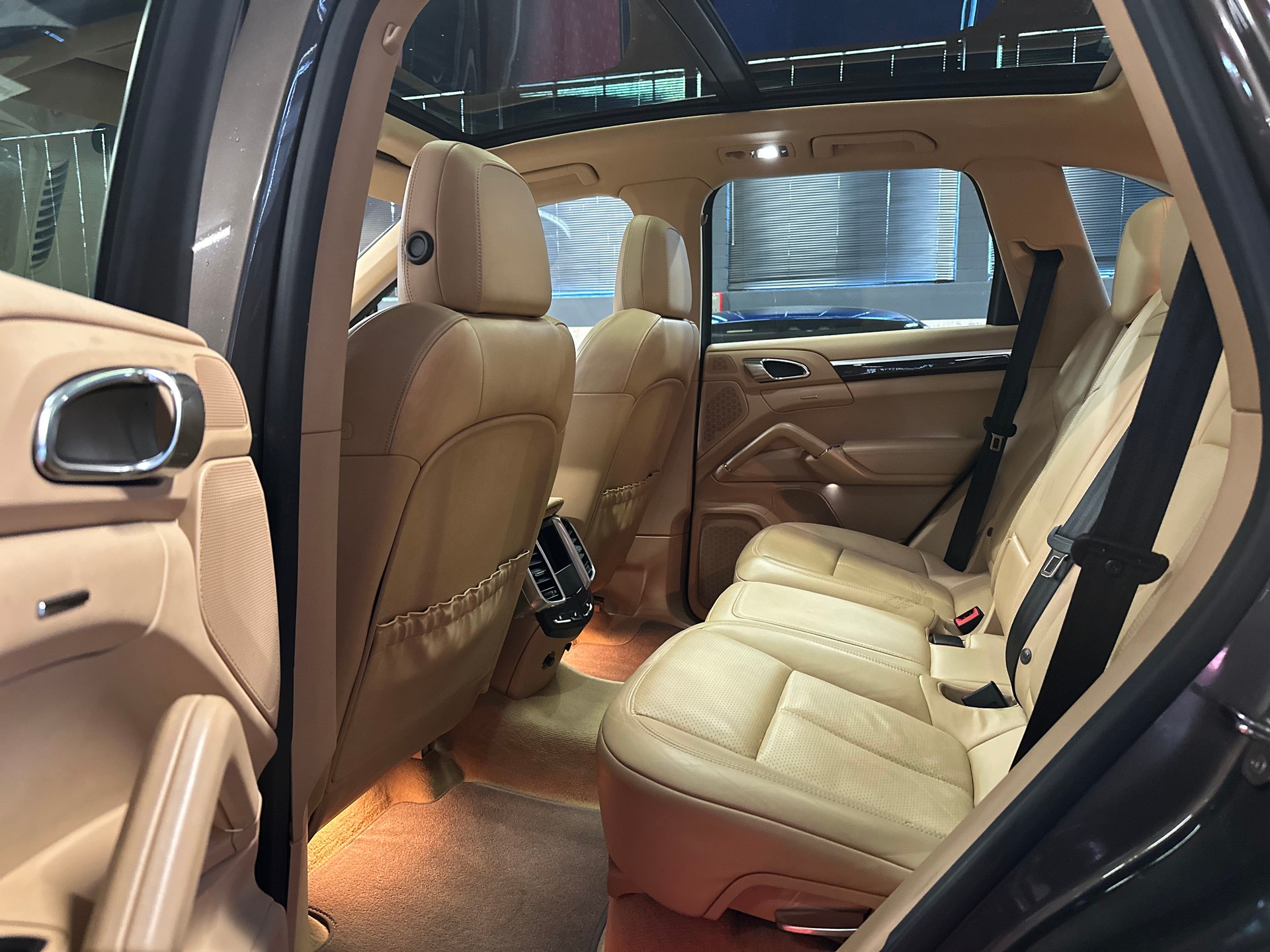 PORSCHE Cayenne S 4.2 V8 Diesel / ** Frisch ab MFK & Grossem Service **-image-20