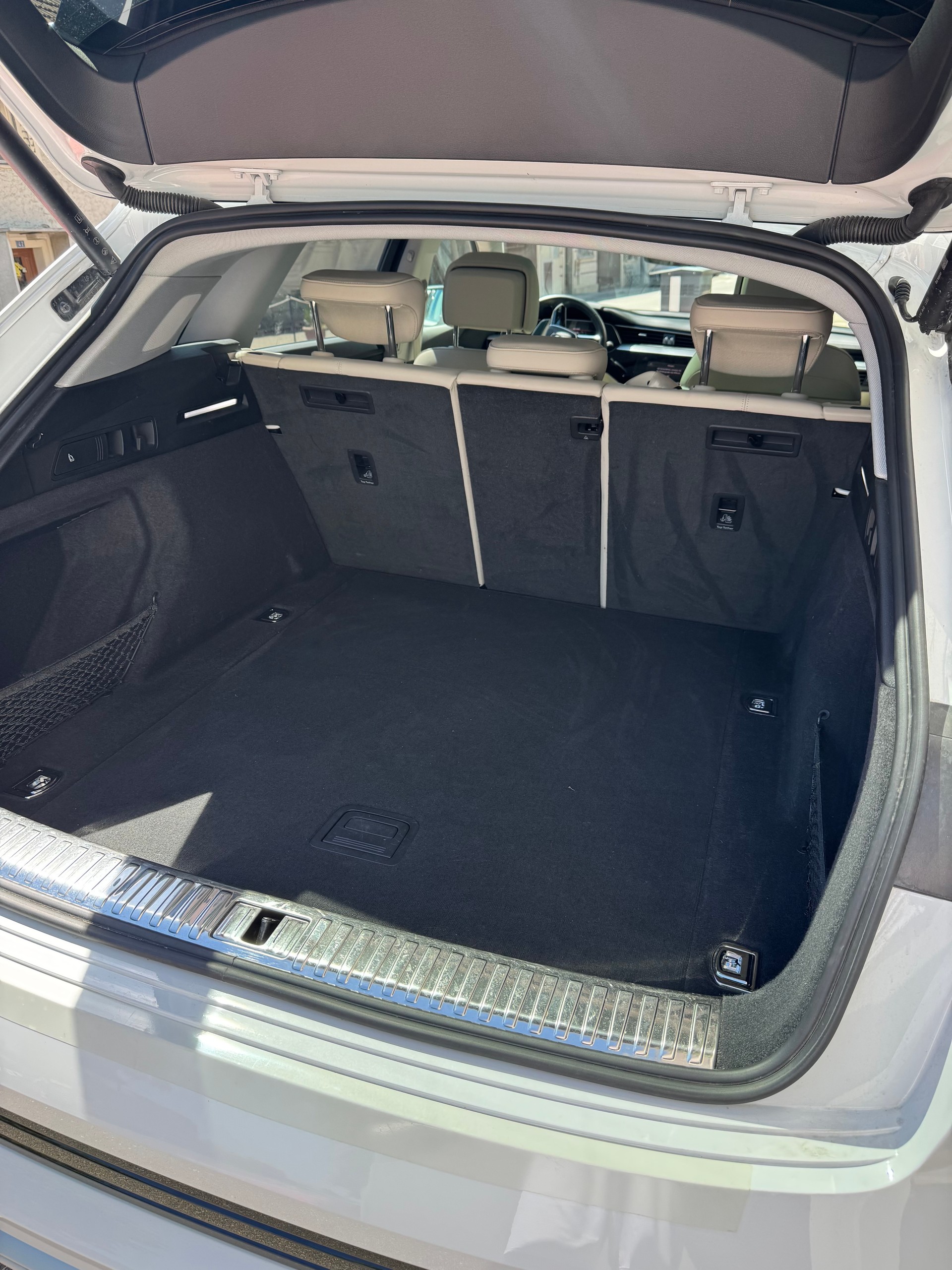 AUDI 55 S Line quattro-image-5