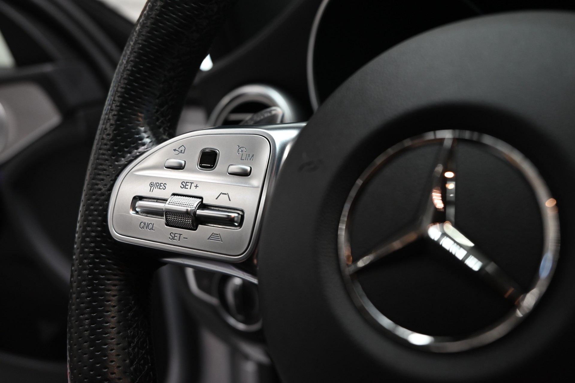 MERCEDES-BENZ C 43 AMG 4Matic Speedshift TCT 9G-image-11