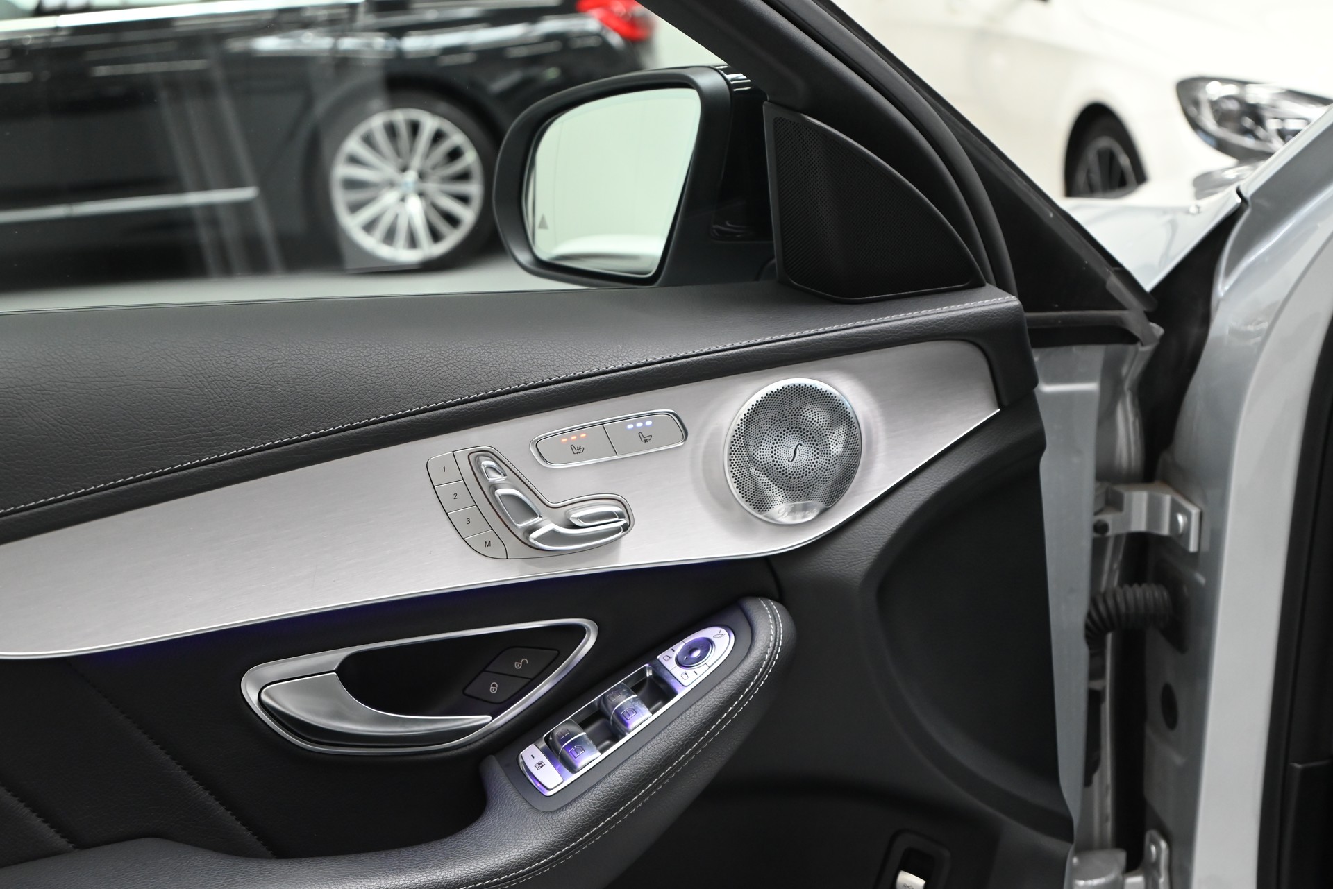 MERCEDES-BENZ C 43 AMG 4Matic Speedshift TCT 9G-image-18