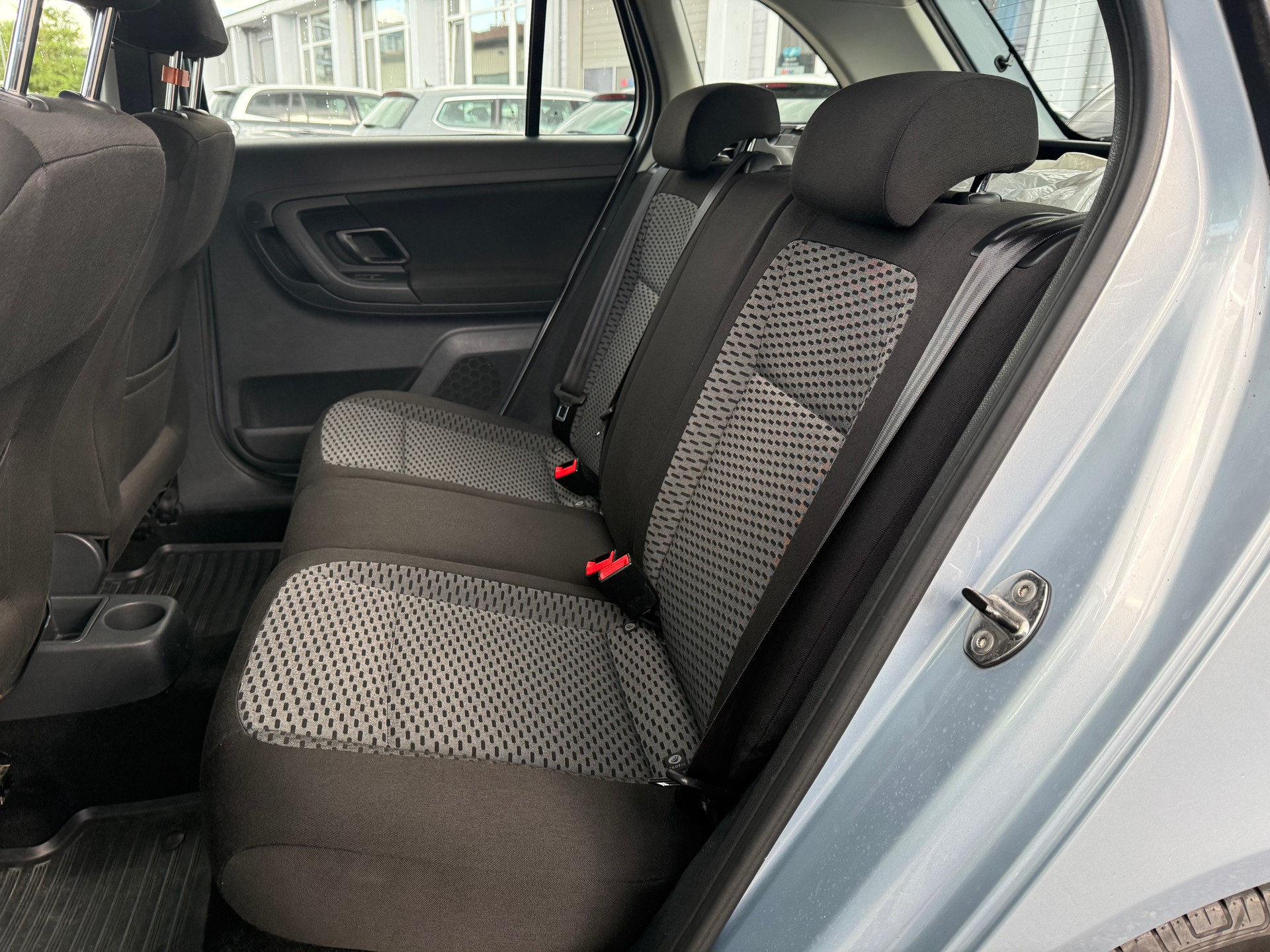 SKODA Fabia 1.2 TSI Classic-image-6