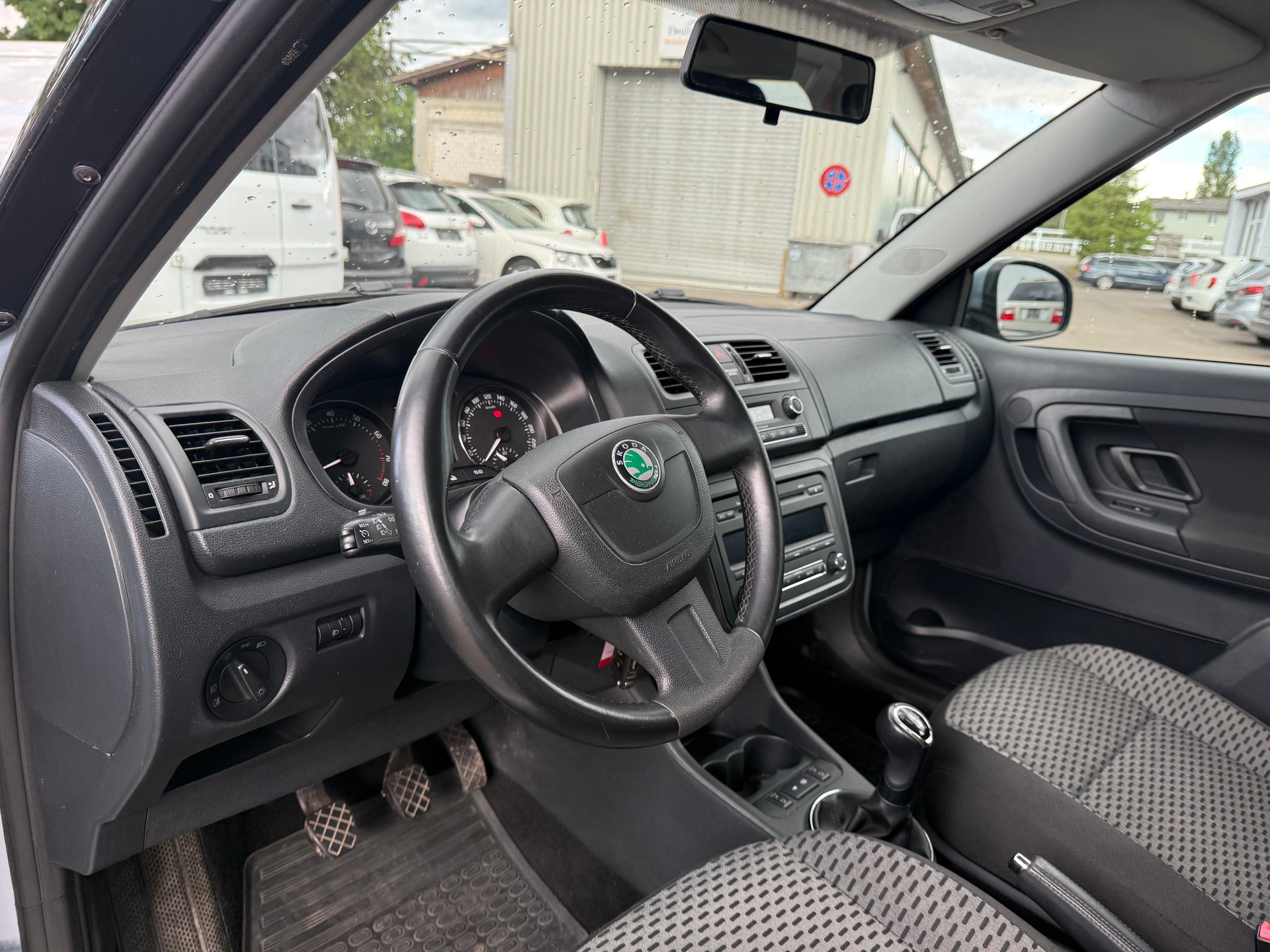 SKODA Fabia 1.2 TSI Classic-image-7