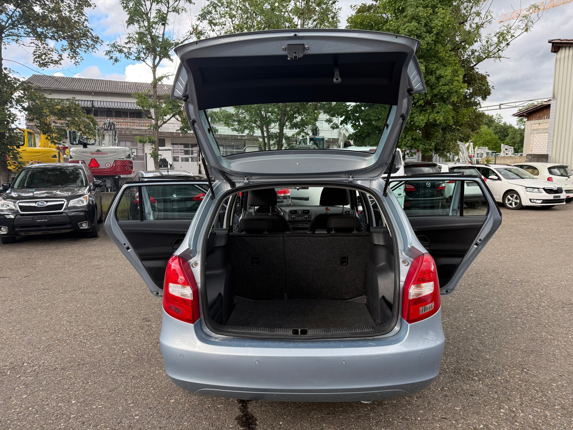 SKODA Fabia 1.2 TSI Classic-image-9