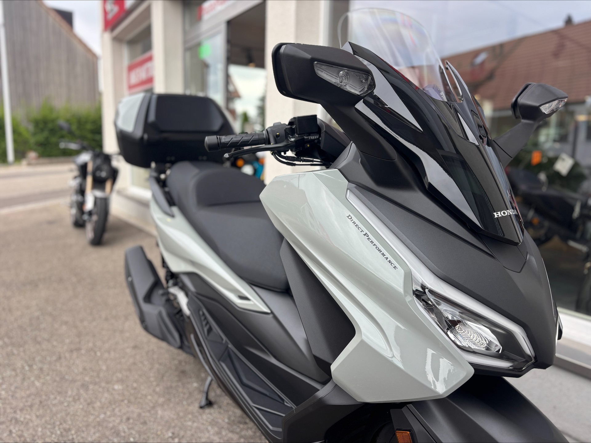 HONDA Forza 125 Smart TopBox-image-5
