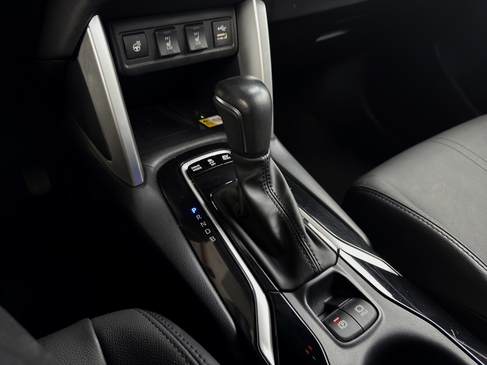 TOYOTA Corolla Cross 2.0 4WD Trend e-CVT-image-15