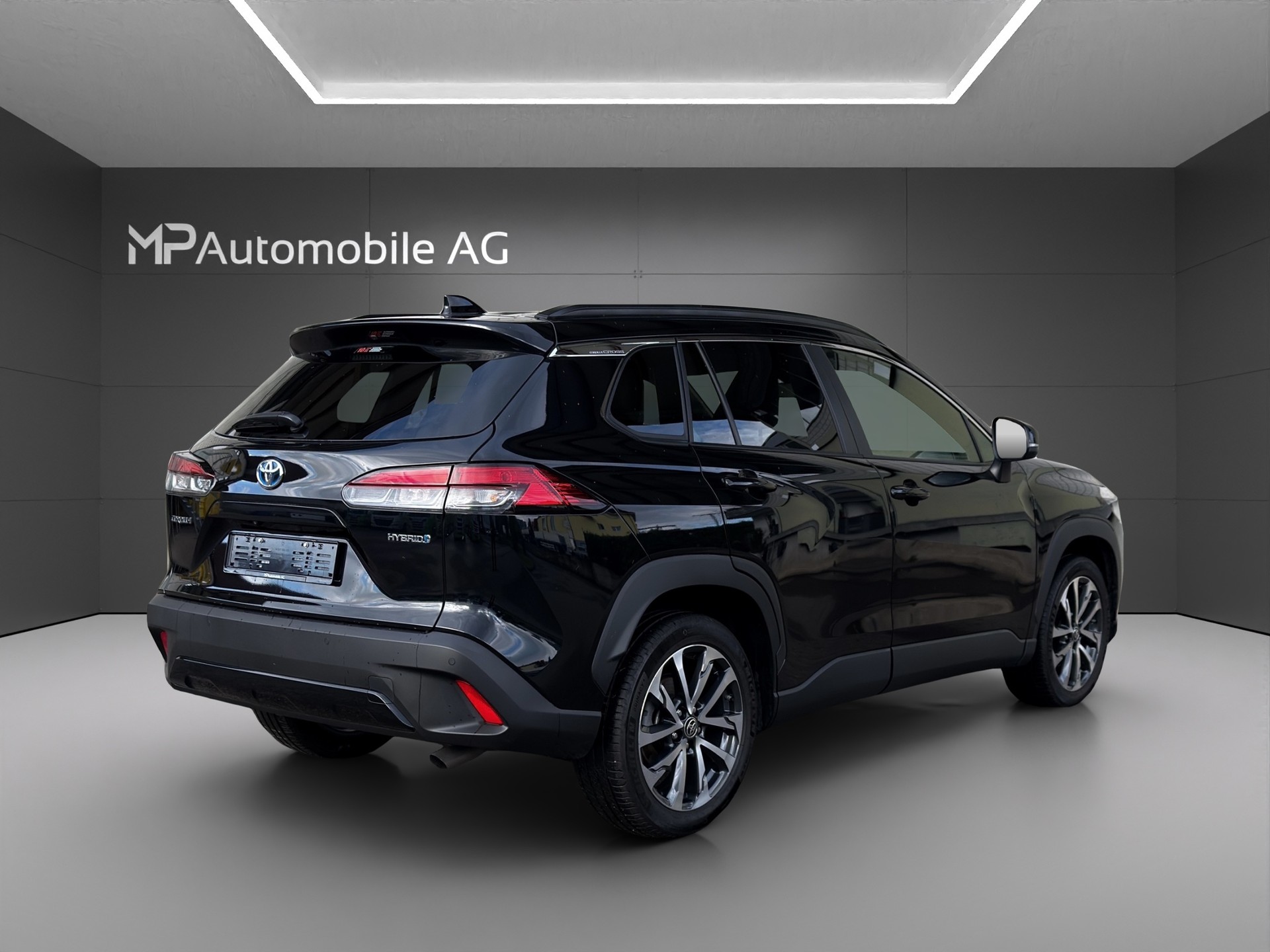 TOYOTA Corolla Cross 2.0 4WD Trend e-CVT-image-2