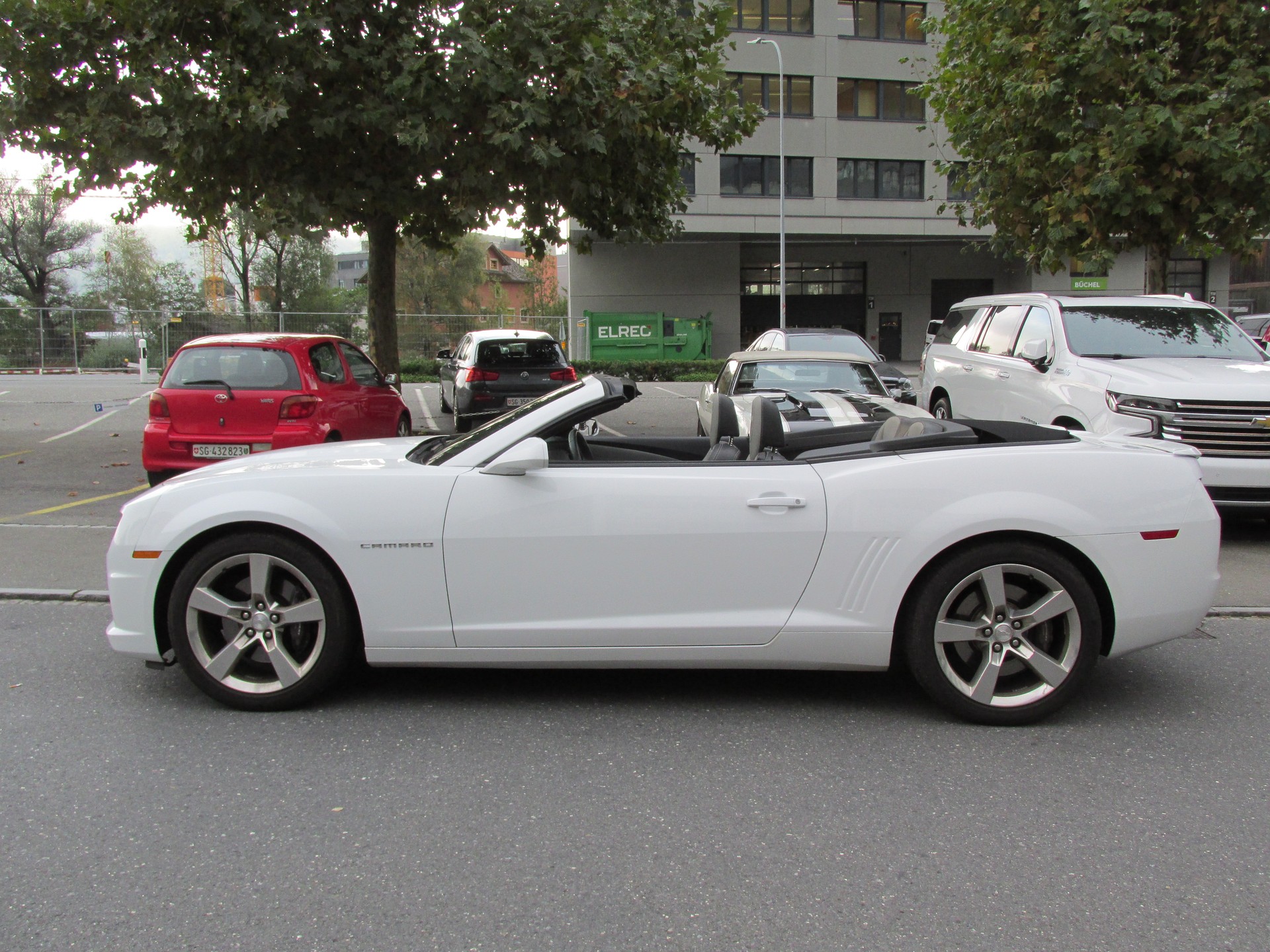 CHEVROLET Camaro SS Convertible-image-1