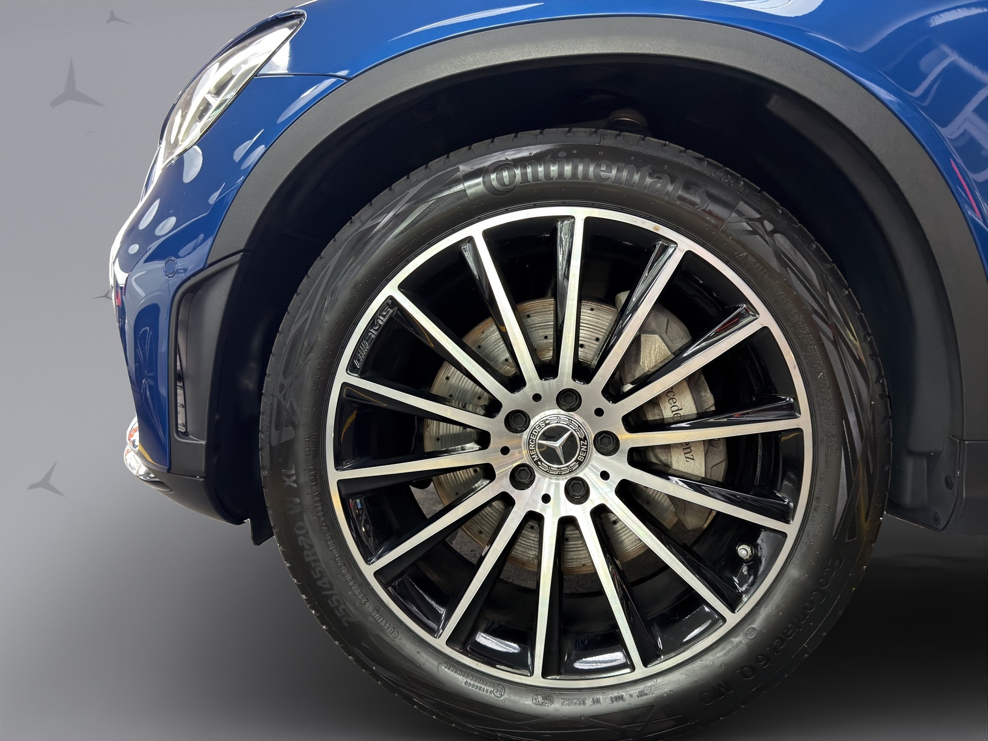 MERCEDES-BENZ GLC 200 AMG Line 4m Coupé-image-17