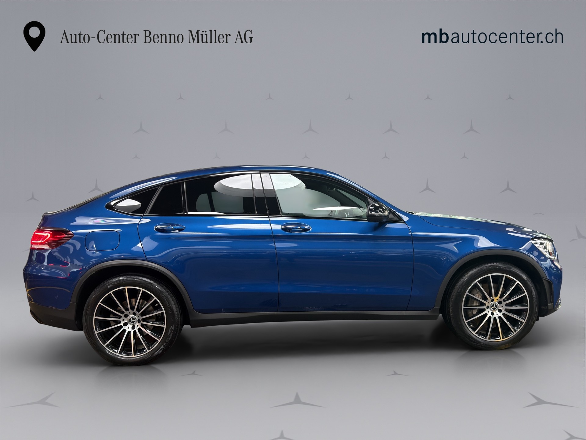 MERCEDES-BENZ GLC 200 AMG Line 4m Coupé-image-5