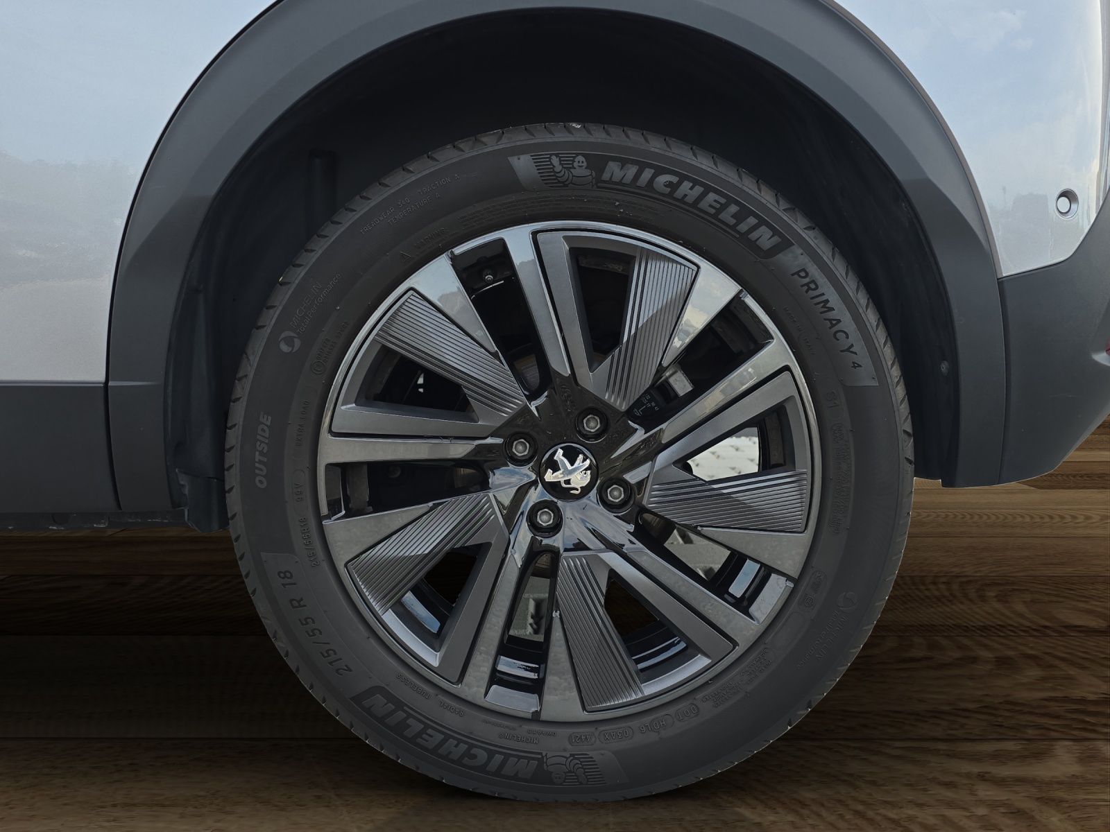 PEUGEOT 2008 1.5 BlueHDi GT Pack EAT8 CH-Fahrzeug-image-23
