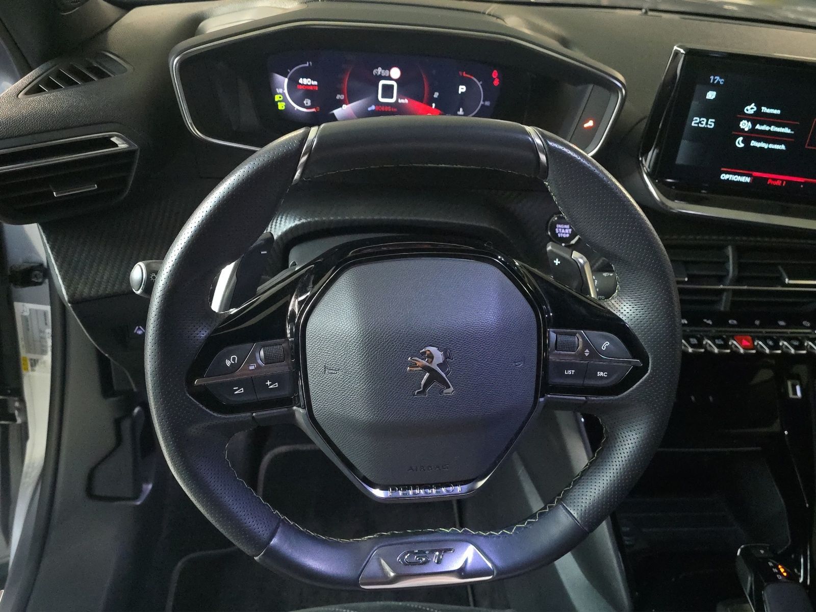 PEUGEOT 2008 1.5 BlueHDi GT Pack EAT8 CH-Fahrzeug-image-10
