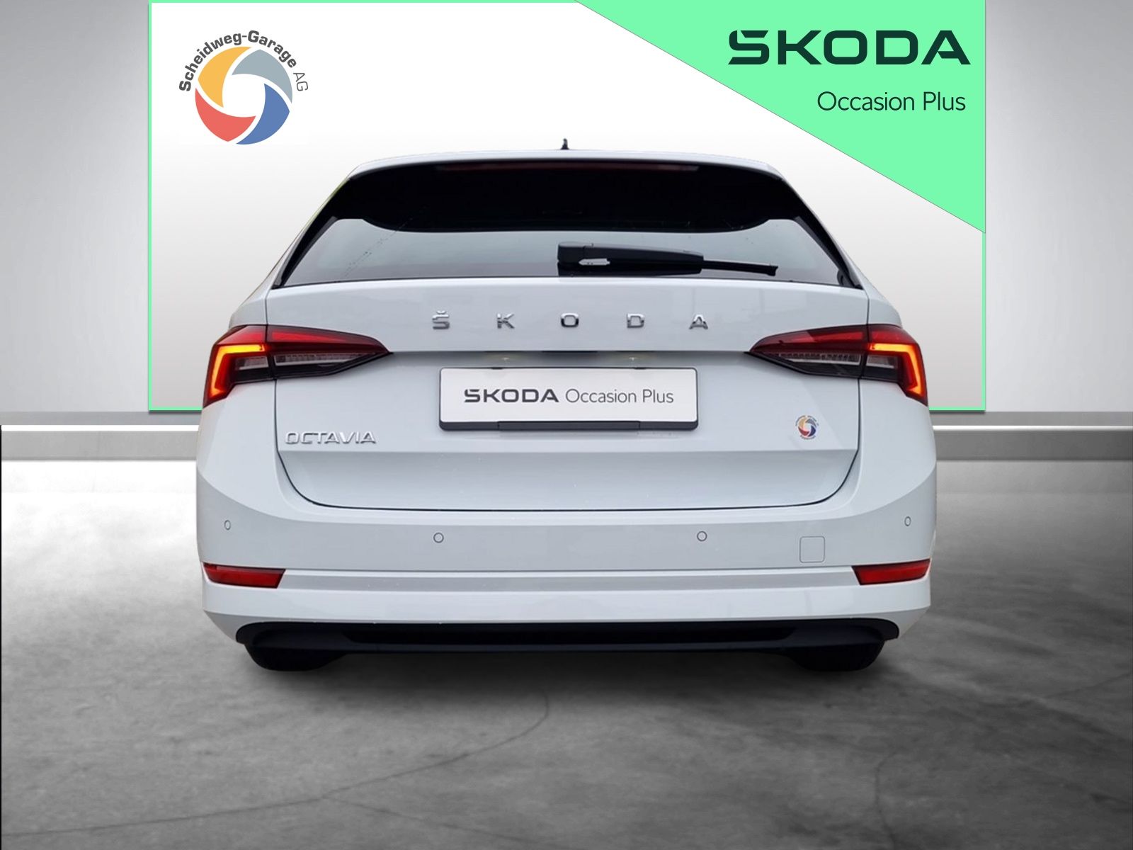SKODA Octavia Combi 2.0 TDI DSG Ambition-image-13