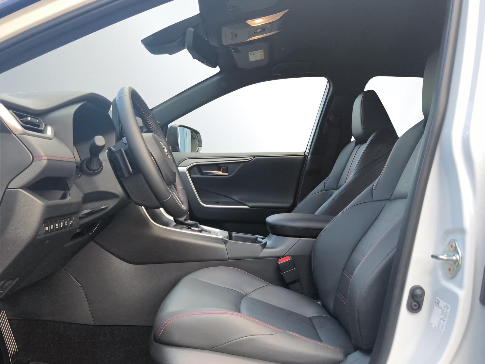 TOYOTA RAV4 2.5 Plug-In-Hybrid Platinum-image-3