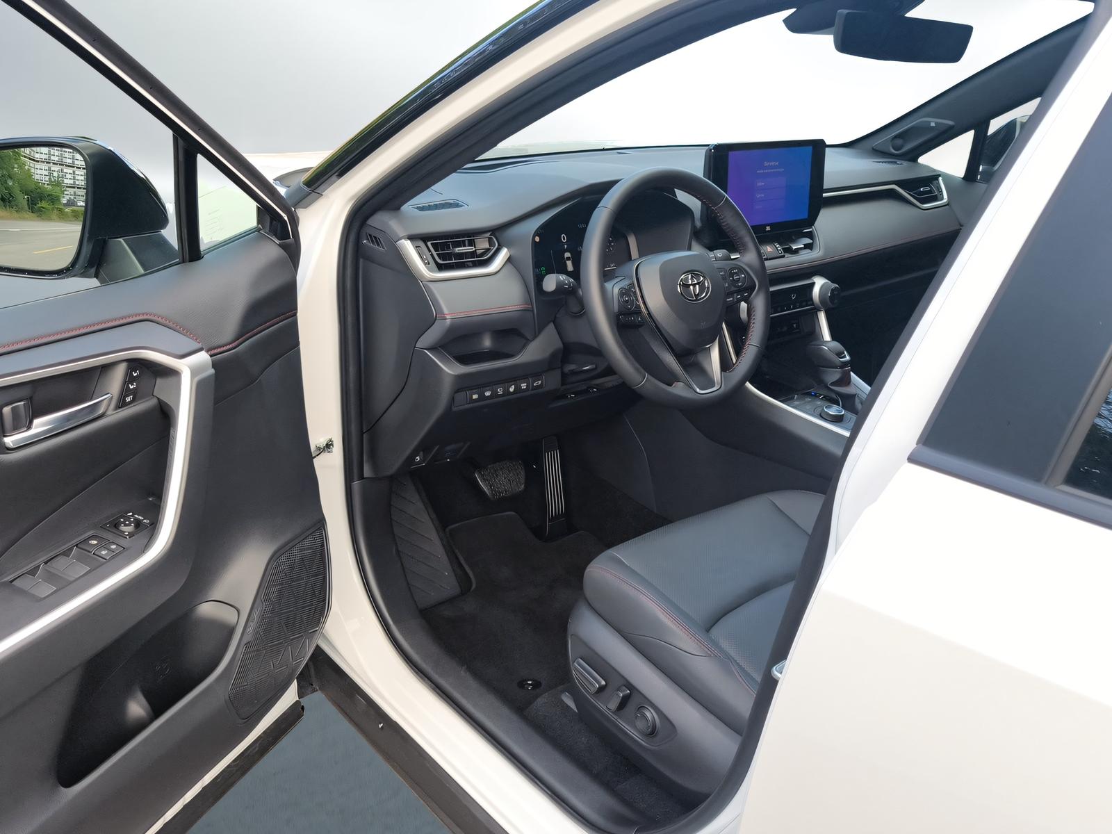 TOYOTA RAV4 2.5 Plug-In-Hybrid Platinum-image-13
