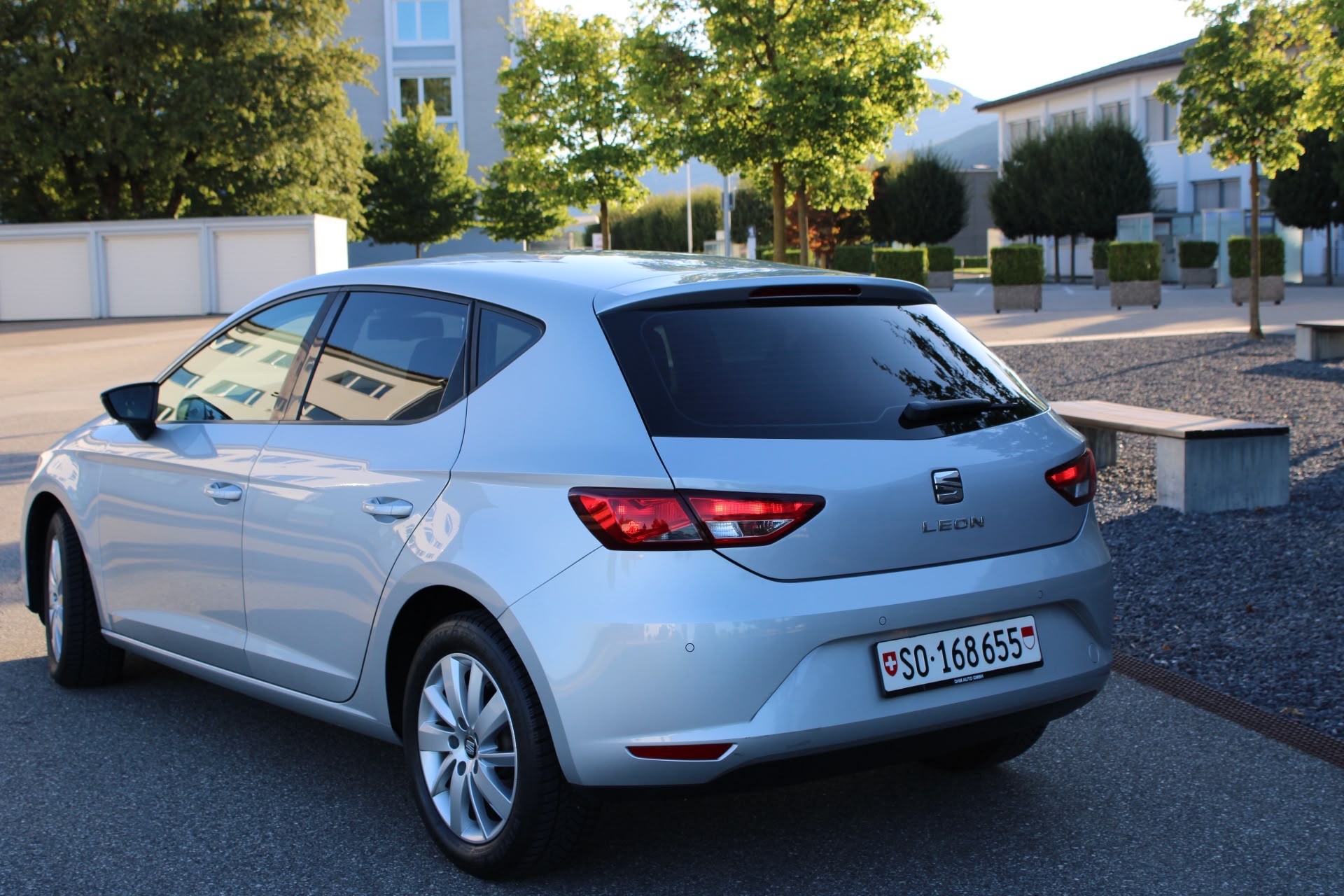 SEAT 2.0 TDI Style DSG-image-1