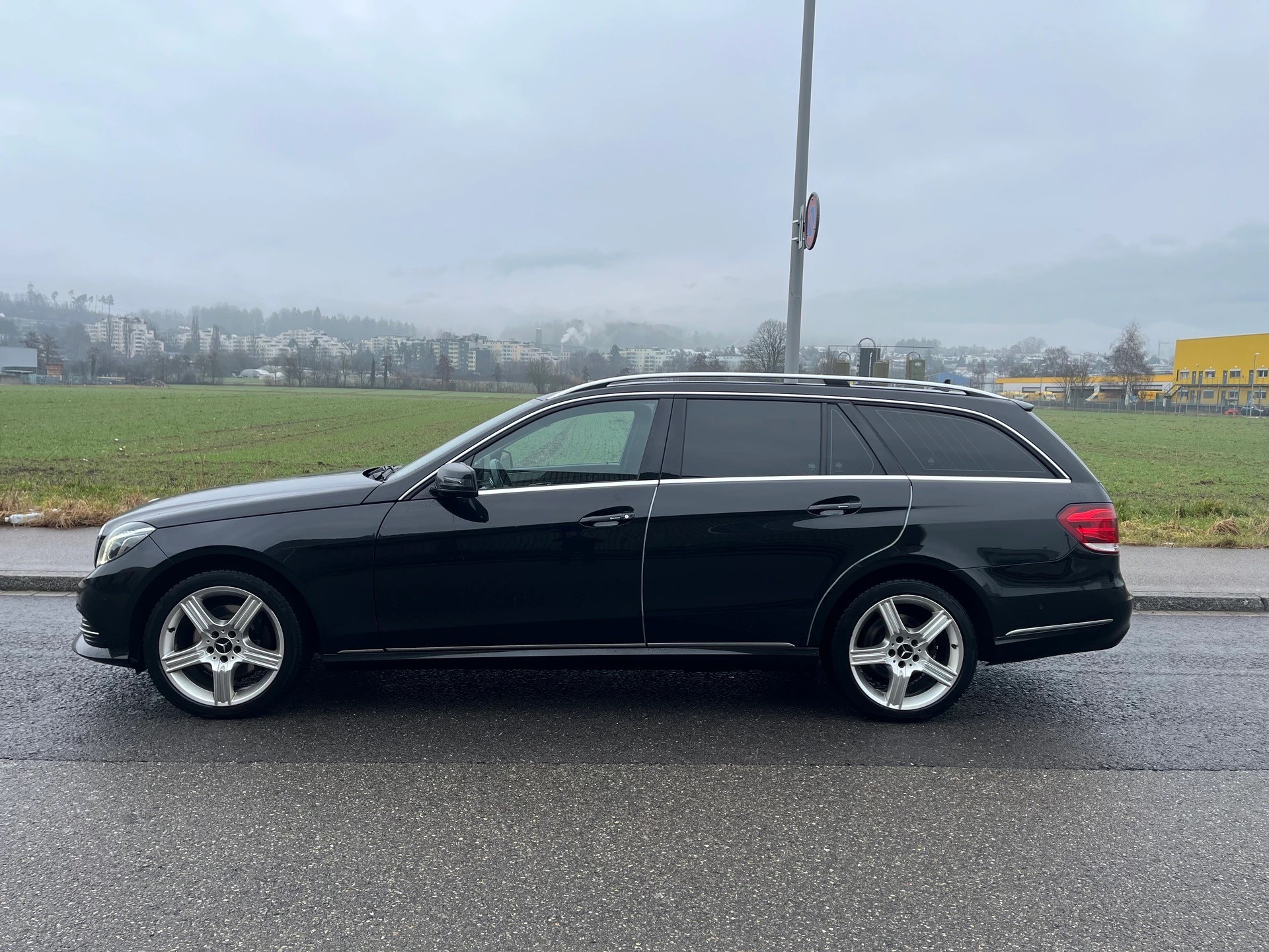 MERCEDES-BENZ E 250 CDI Avantgarde 4Matic 7G-Tronic-image-1