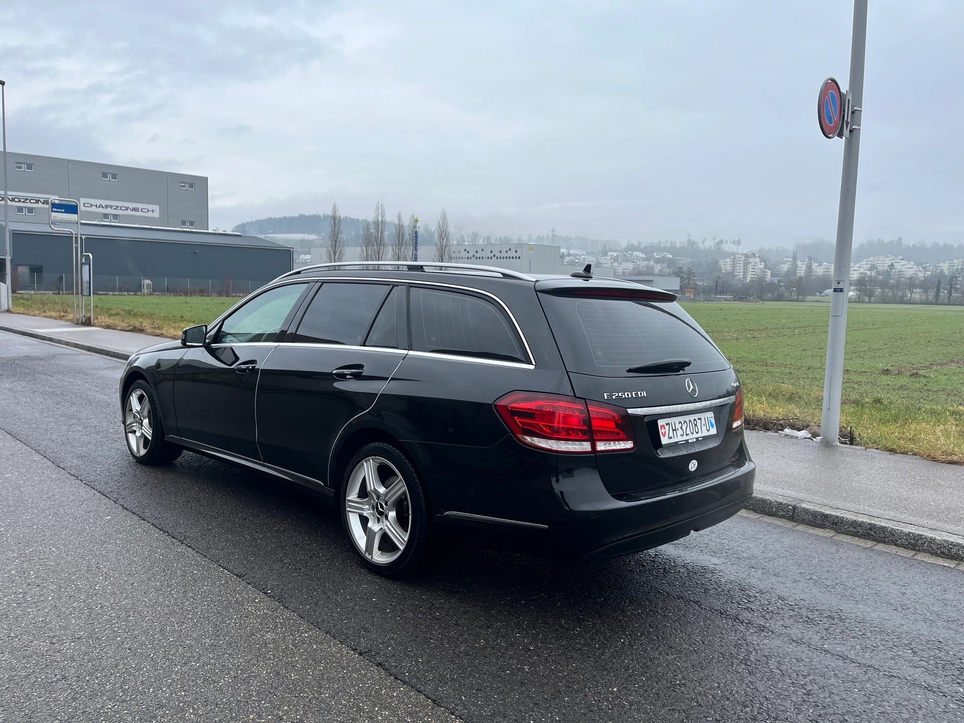 MERCEDES-BENZ E 250 CDI Avantgarde 4Matic 7G-Tronic-image-3