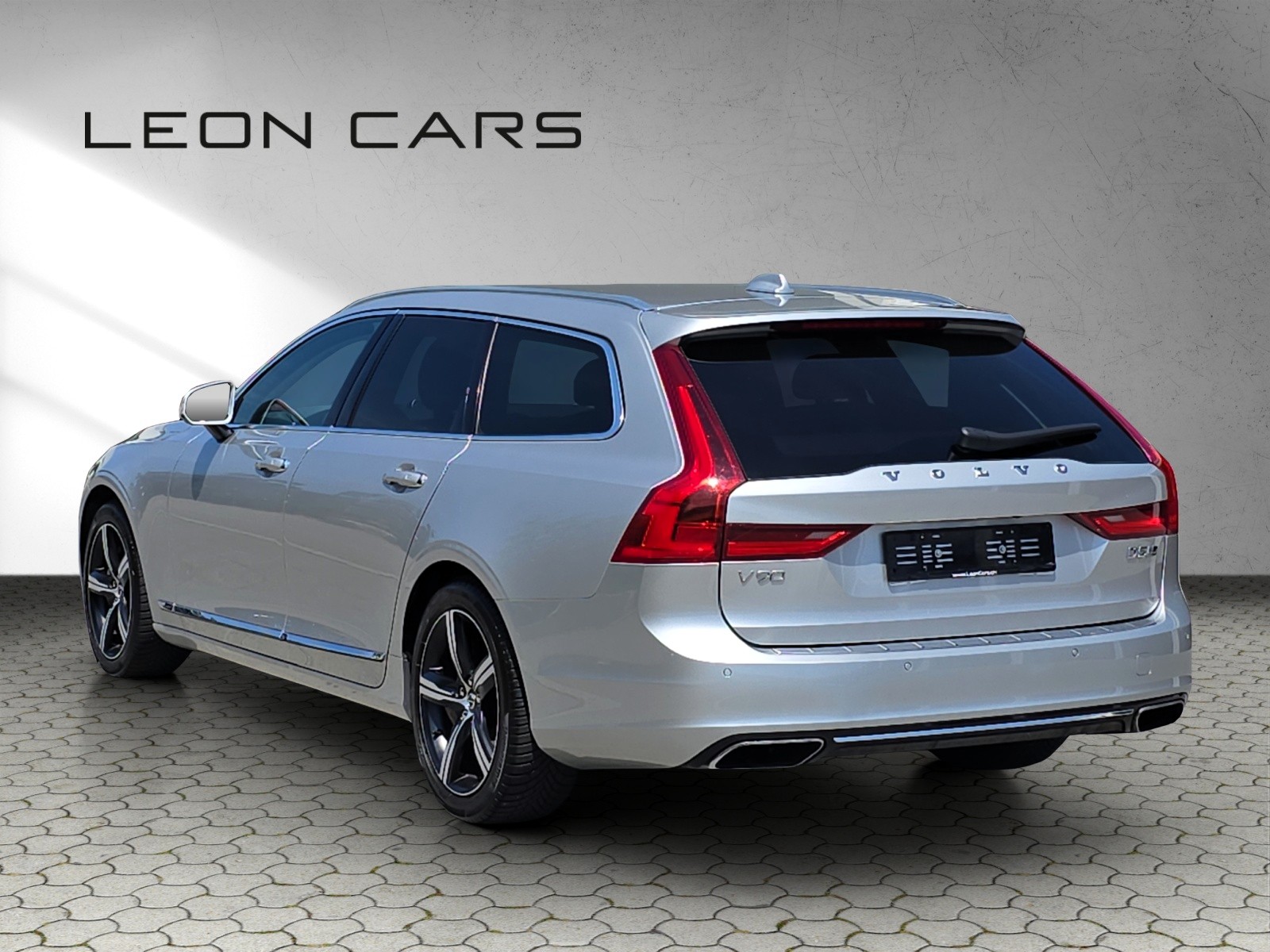 VOLVO V90 D5 AWD Inscription Geartronic Powerpulse-image-6