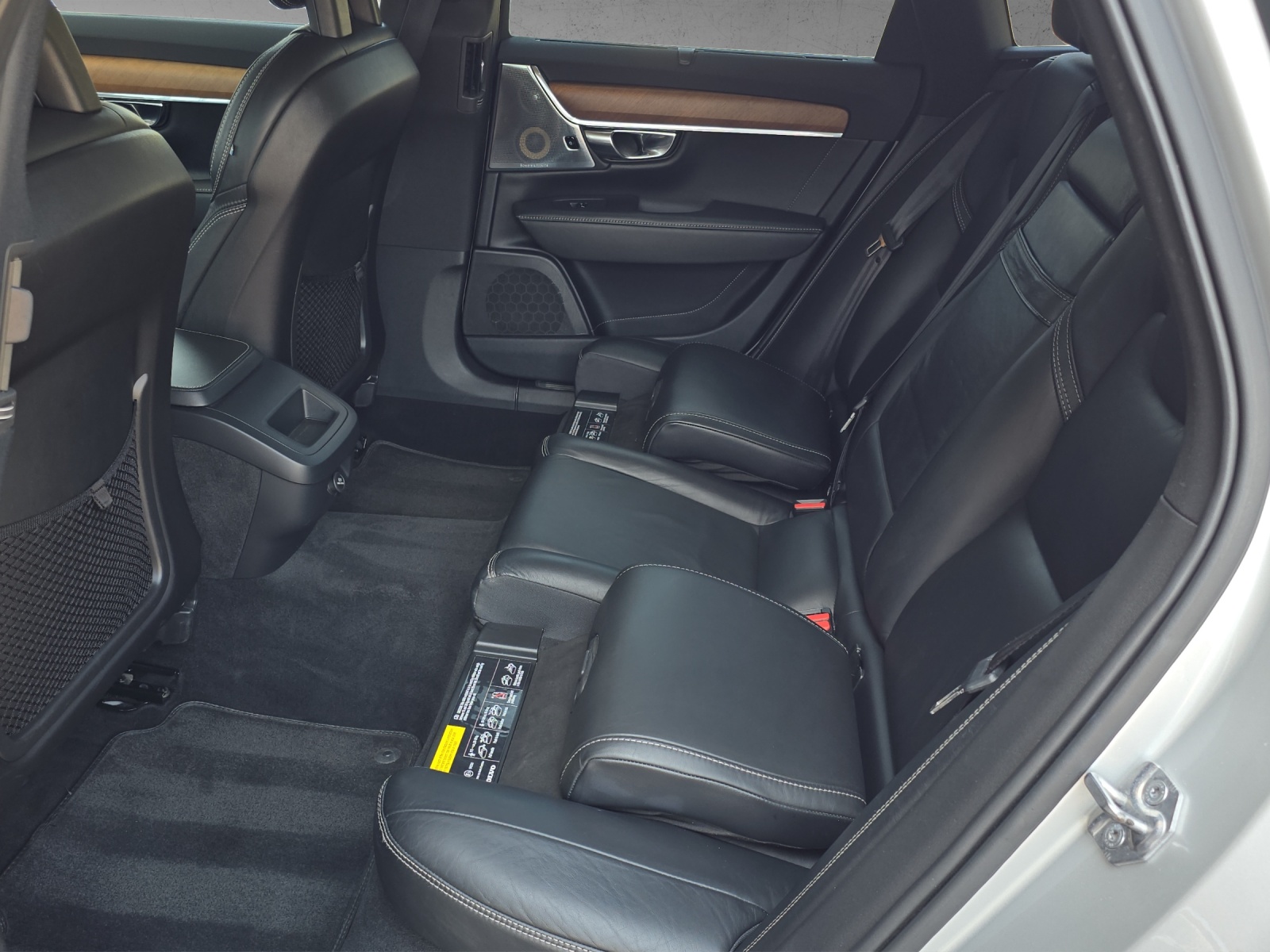VOLVO V90 D5 AWD Inscription Geartronic Powerpulse-image-14