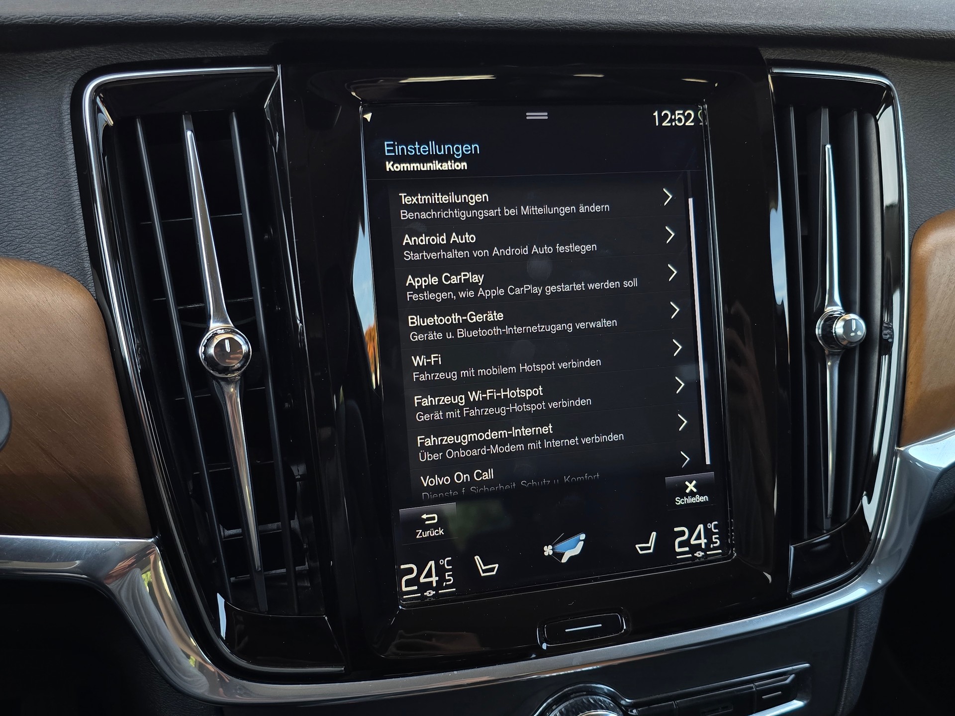 VOLVO V90 D5 AWD Inscription Geartronic Powerpulse-image-27