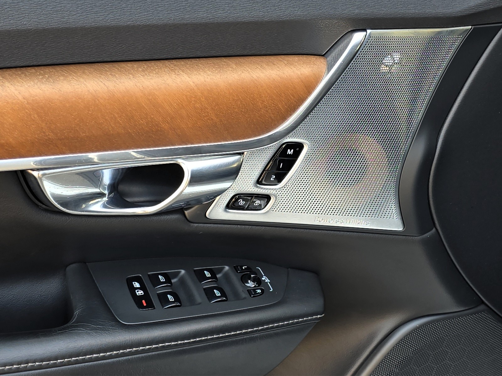 VOLVO V90 D5 AWD Inscription Geartronic Powerpulse-image-28