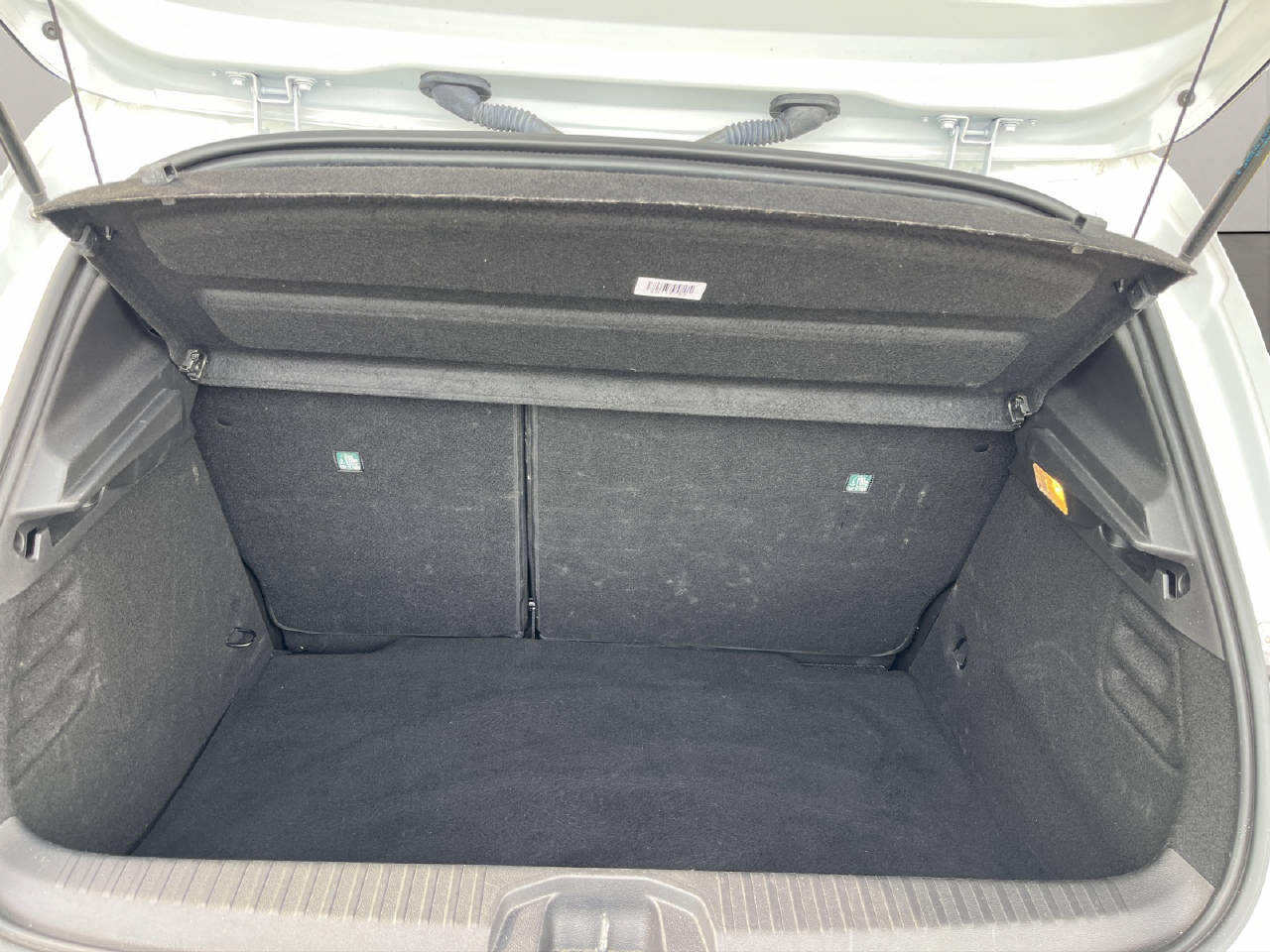 RENAULT Clio 1.6 E-Tech techno-image-7