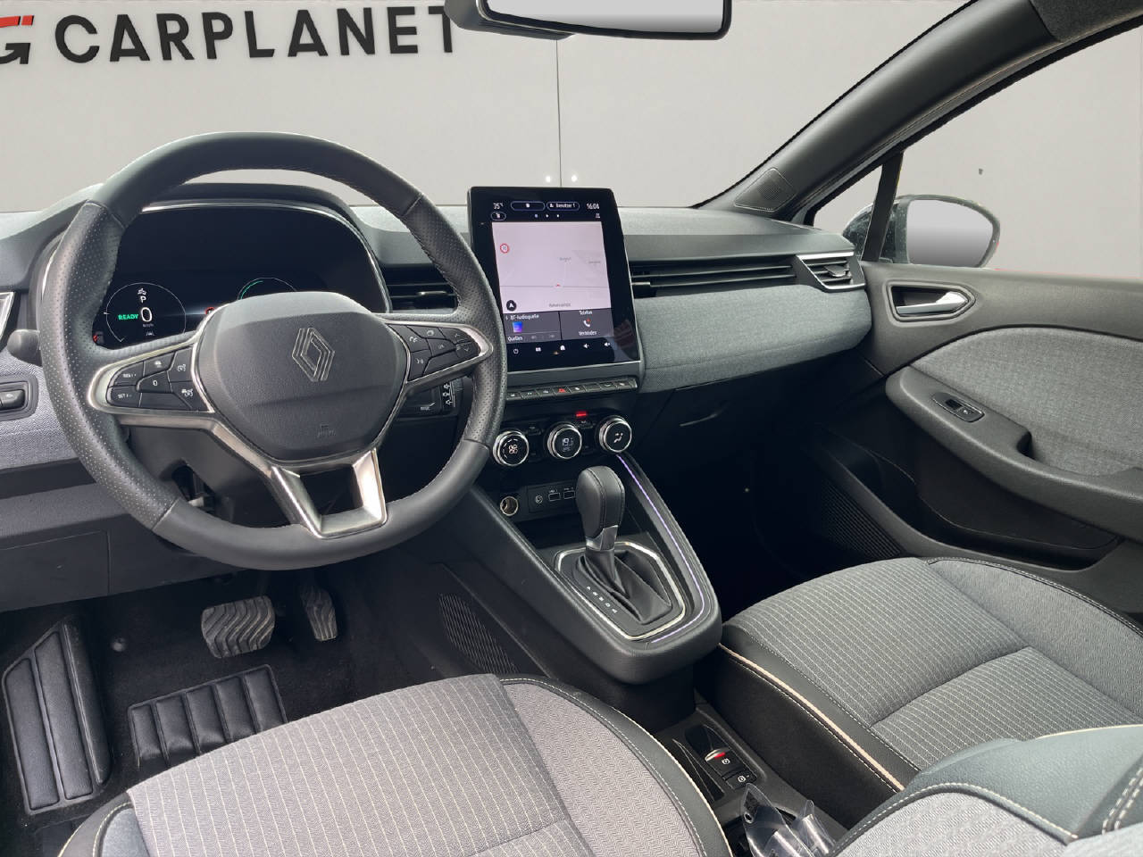 RENAULT Clio 1.6 E-Tech techno-image-6