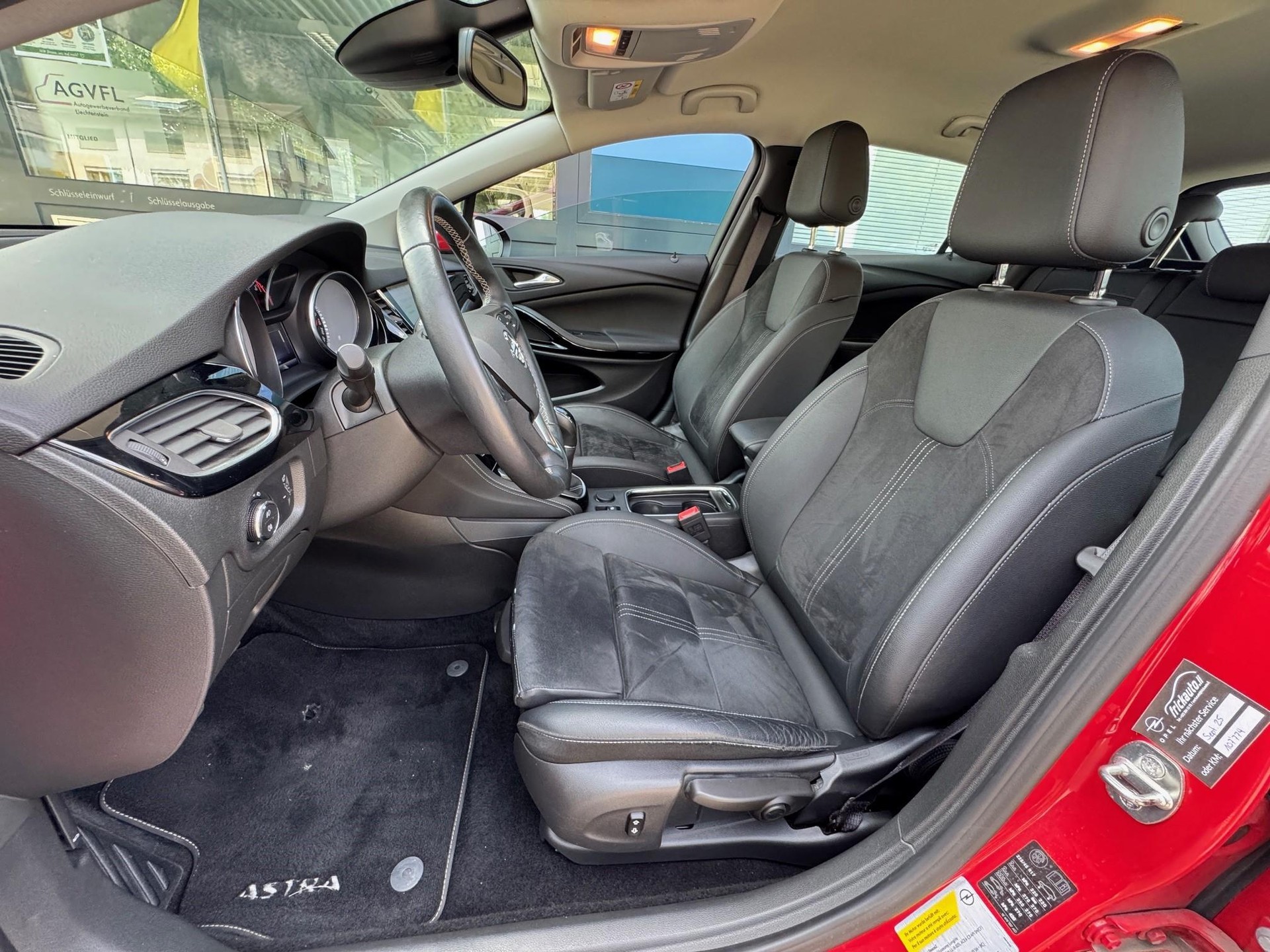 OPEL Astra 1.4 T 150 eTEC Excellence S/S-image-6