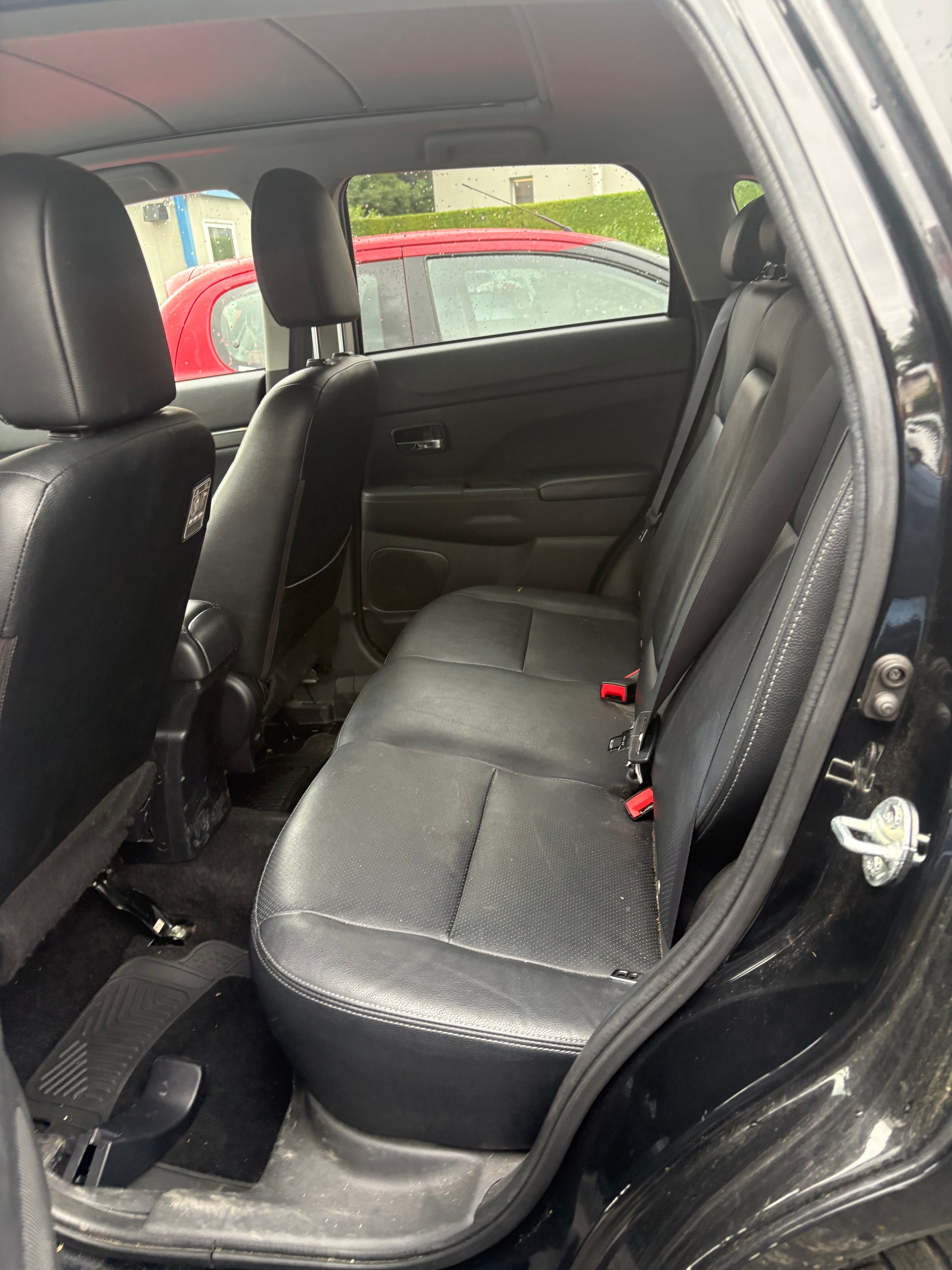 MITSUBISHI ASX 2.2 DID Invite 4WD Automatic-image-7