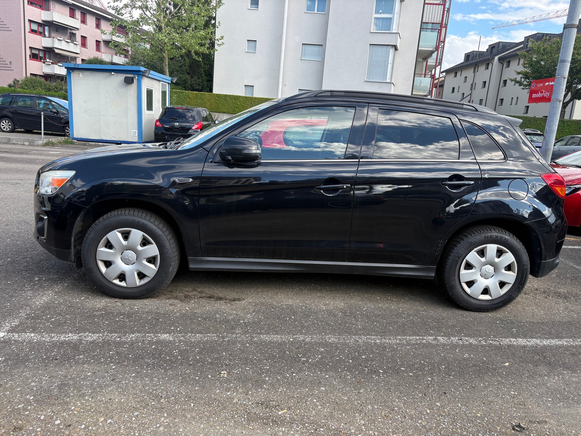 MITSUBISHI ASX 2.2 DID Invite 4WD Automatic-image-1