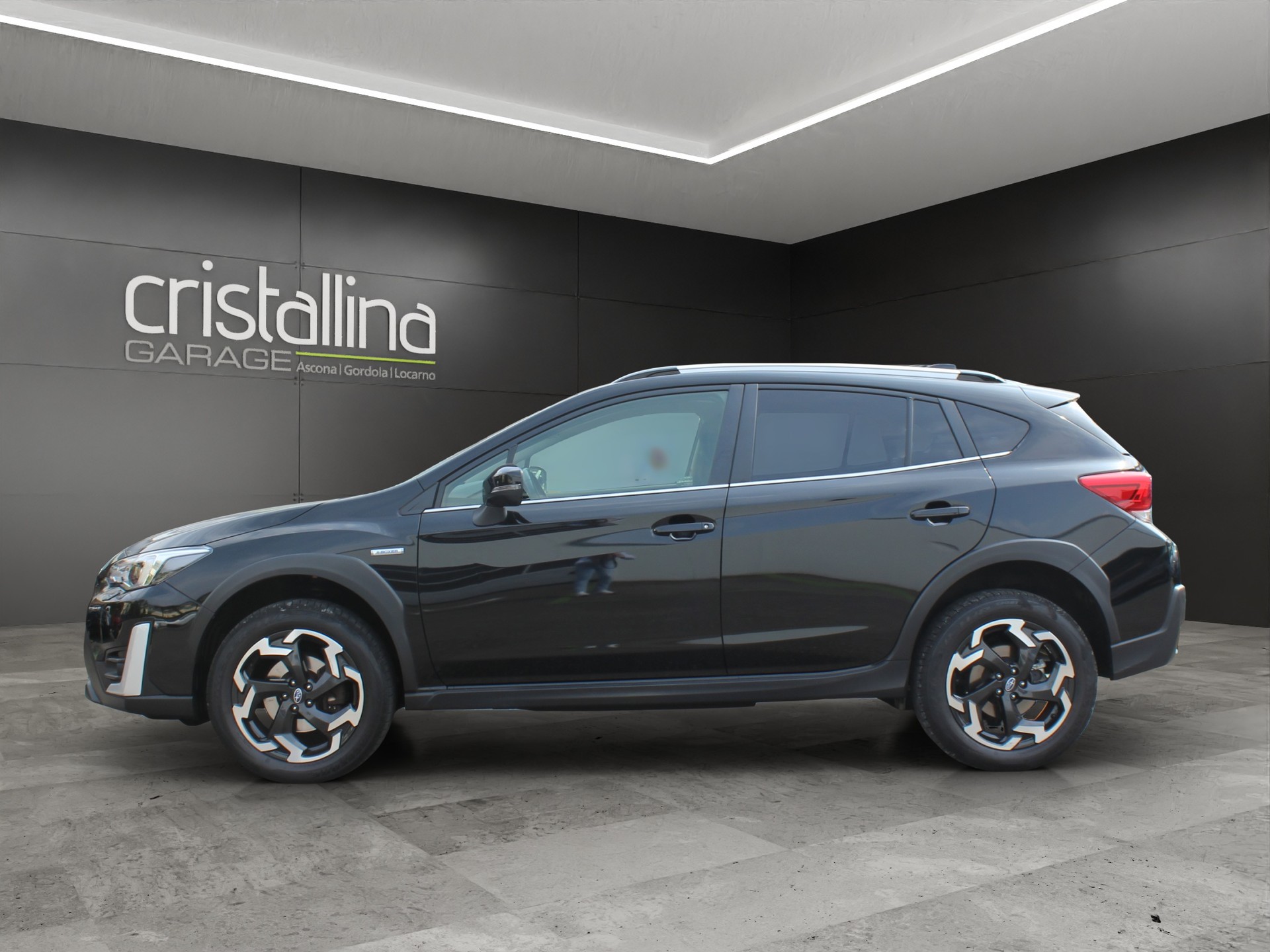 SUBARU XV 2.0i e-Boxer Swiss Plus-image-1