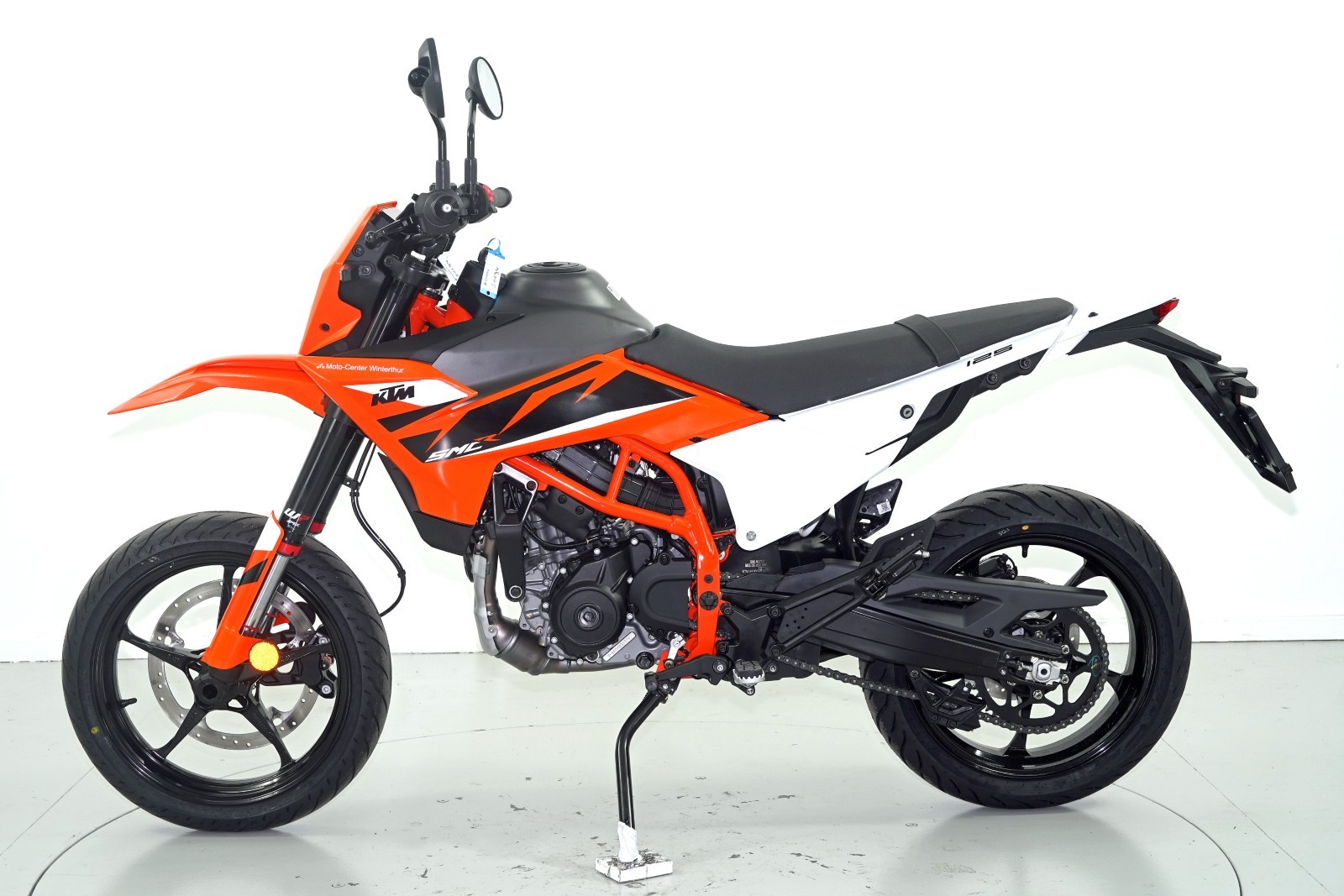 KTM 125 SMC R ABS-image-4