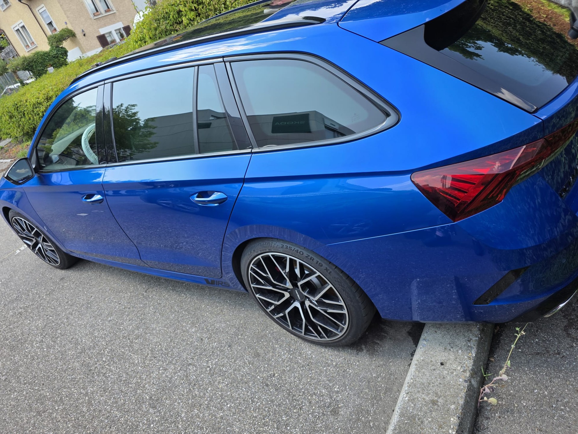 SKODA 2.0 TSI RS DSG-image-1